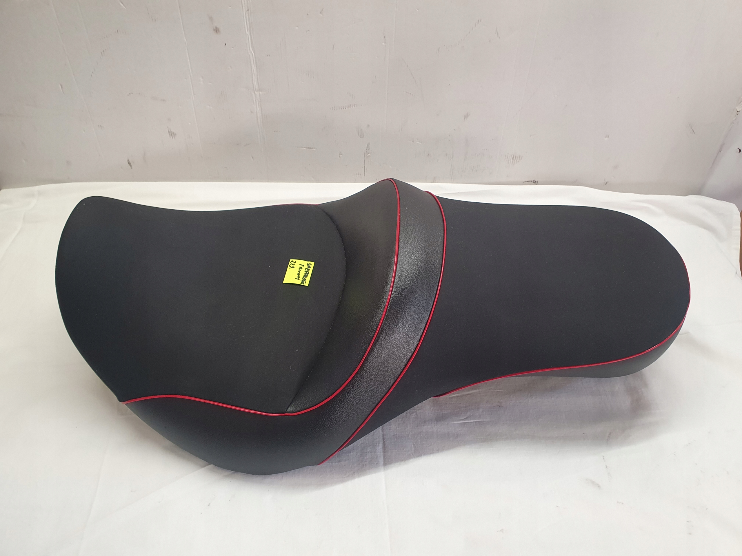 SIEDZENIE TRIUMPH SPEEDMASTER