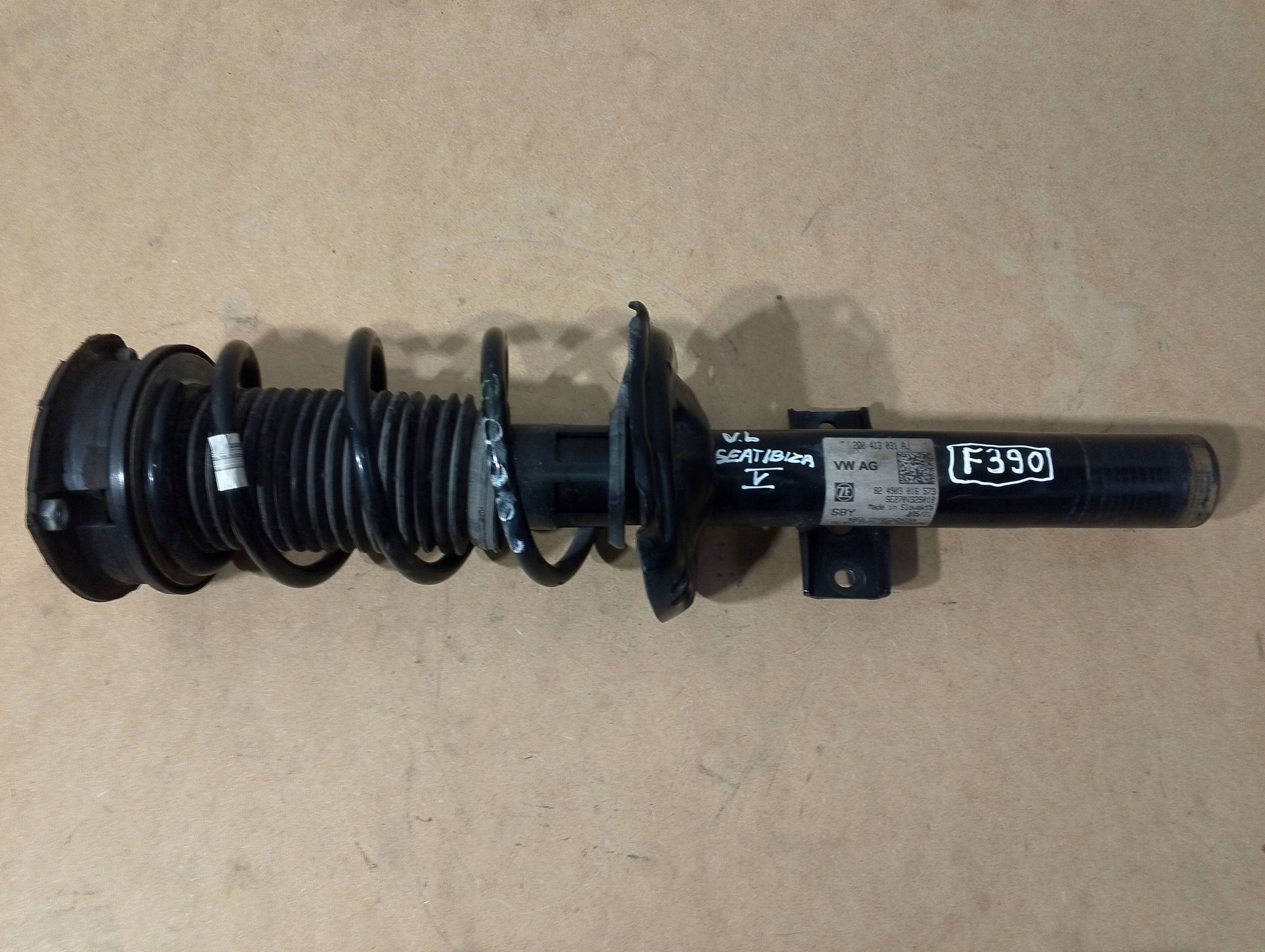 SEAT IBIZA V 5 shock absorber McPherson left front 1.0 TSI 2Q0413031AJ