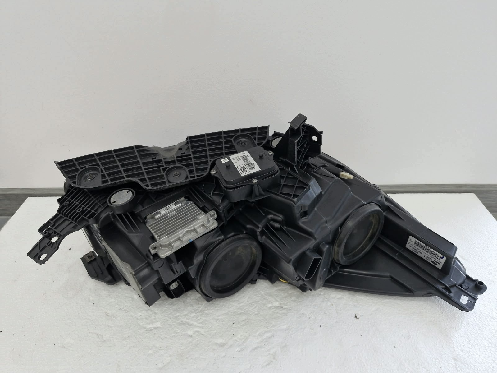 light left Ford Kuga MK2 LIFT Bi-Xenon LED positioning black ST
