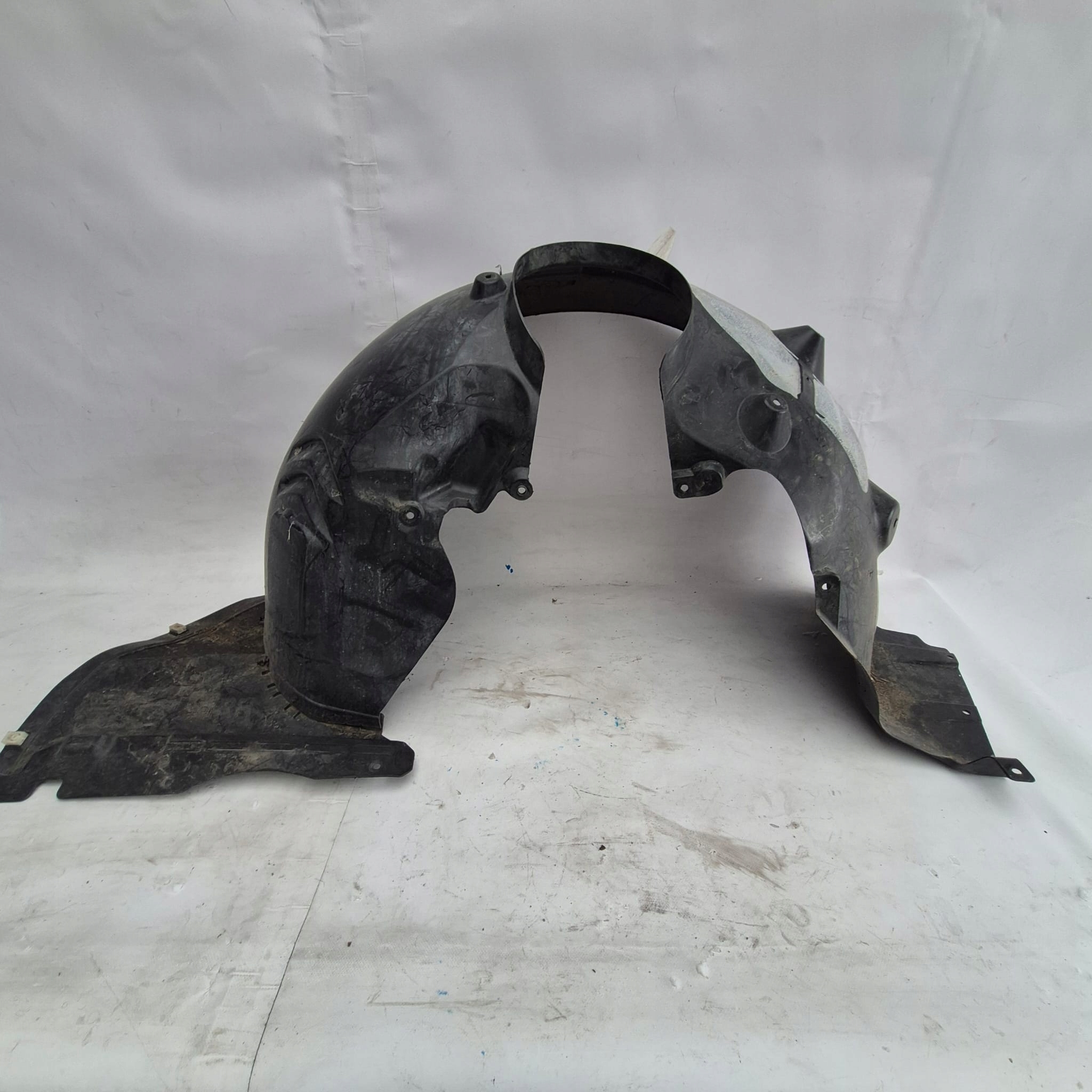 BMW 2 F45 F46 ACTIVE GRAN TOURER 14-22 mudguard right front front