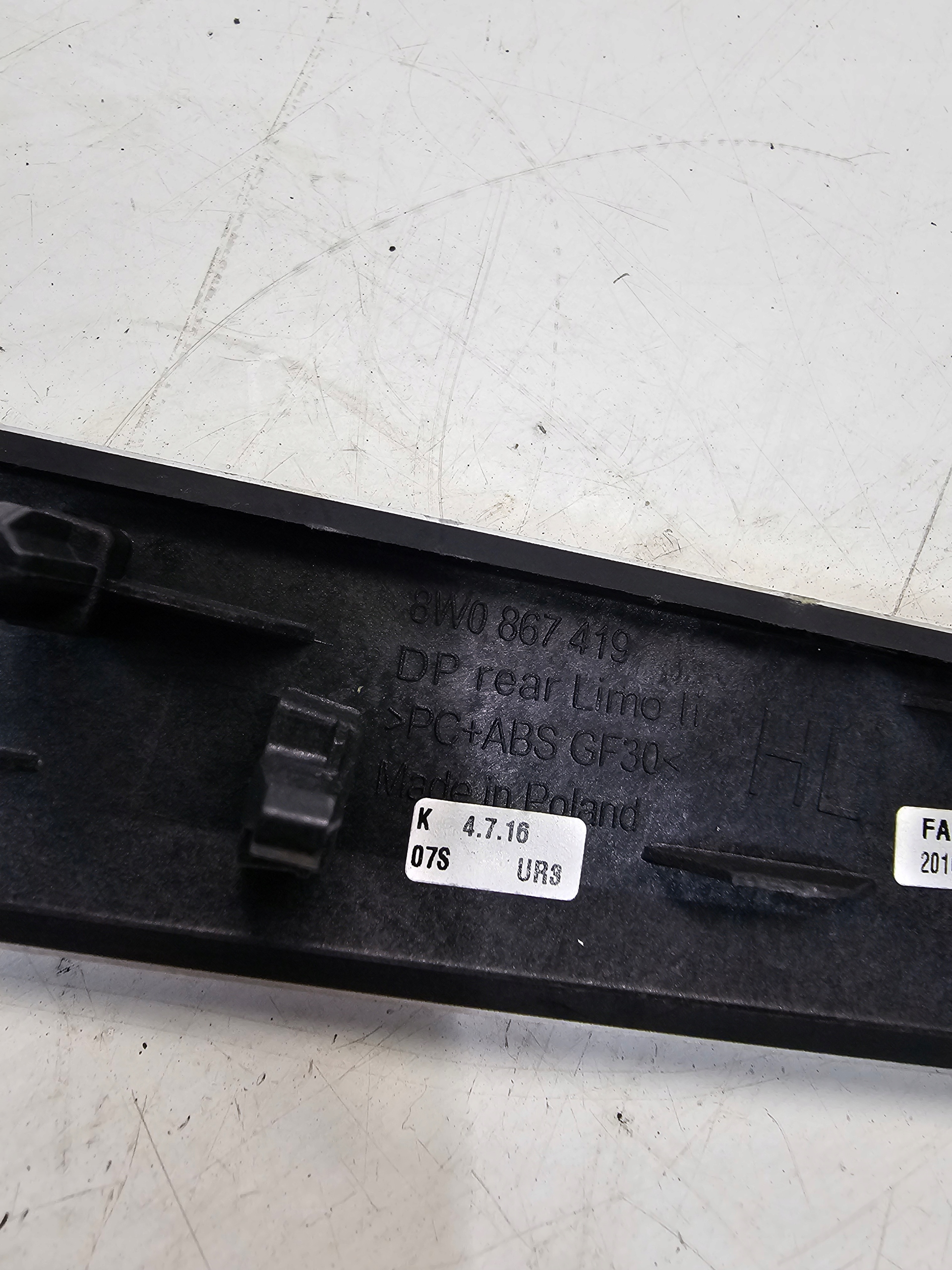 DEKOR moulding door left rear part AUDI A4 B9 8W0867419