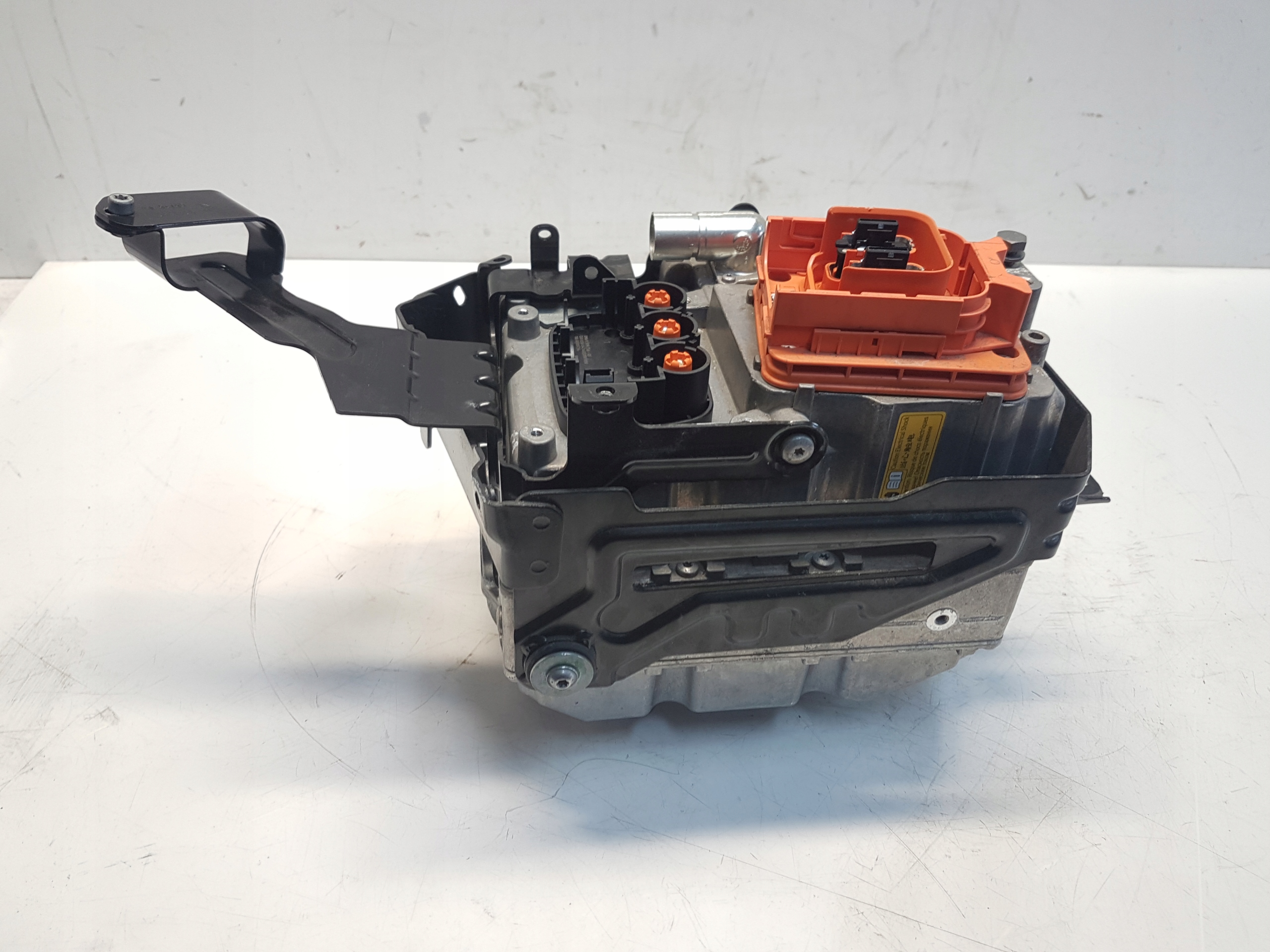 9485004 - BMW G30 530e інвертор