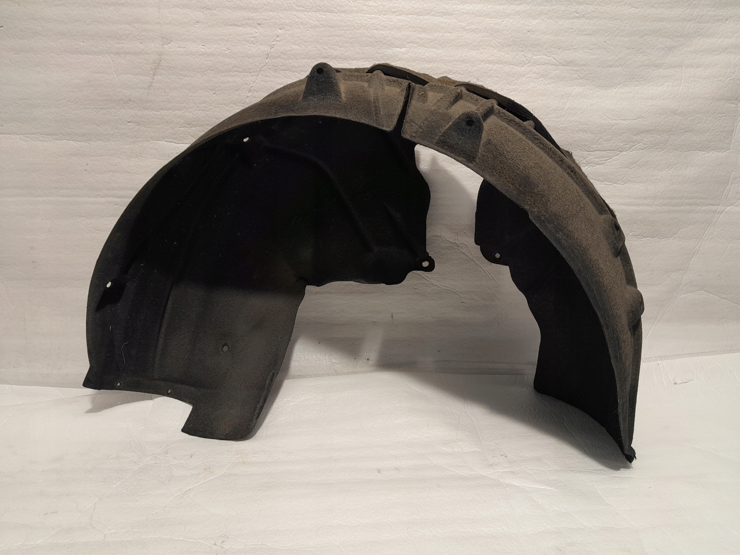 AUDI A4 B9 LIFT sedan mudguard left rear part rear.