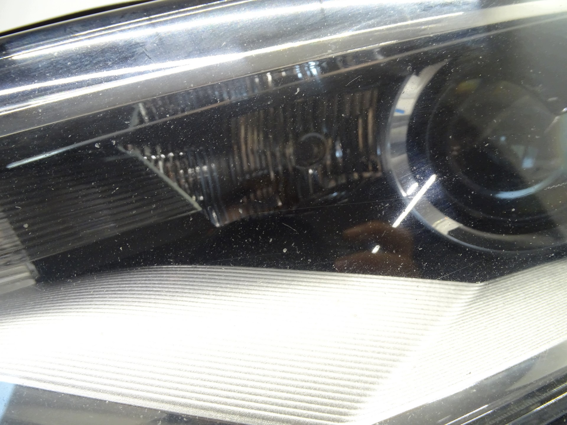 REFLEKTOR light left front left front BI XENON AUDI A6 C7 UK 4G0941005A