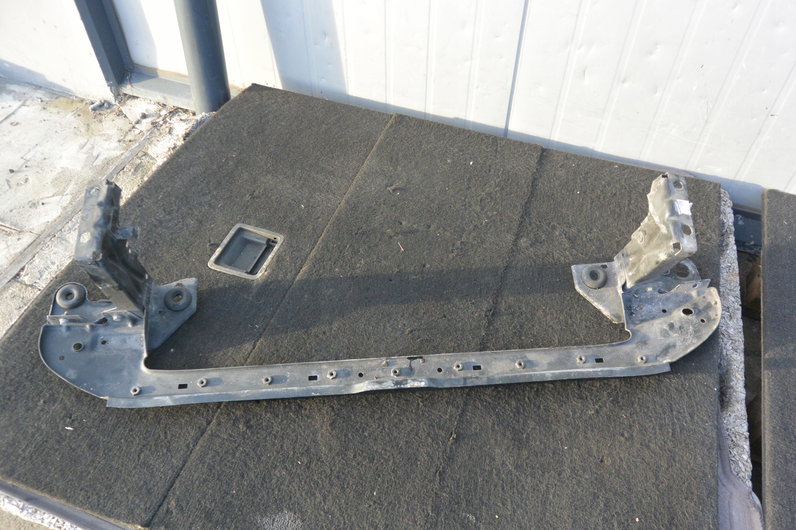 MASERATI QUATTROPORTE VI sider lower below radiator