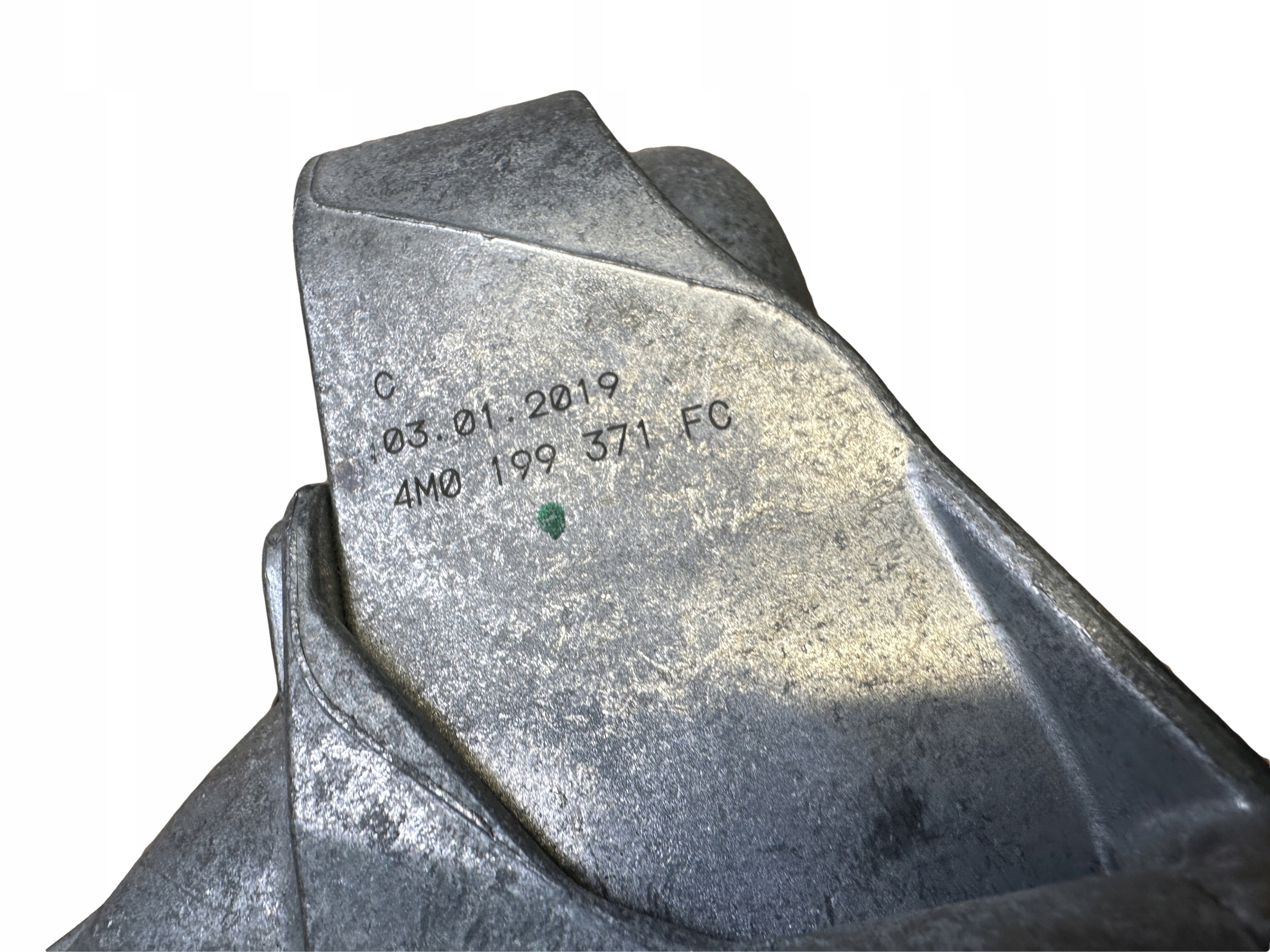 AUDI A4 A5 8W B9 Q5 2.0TFSI engine mount left 4M0199371FC