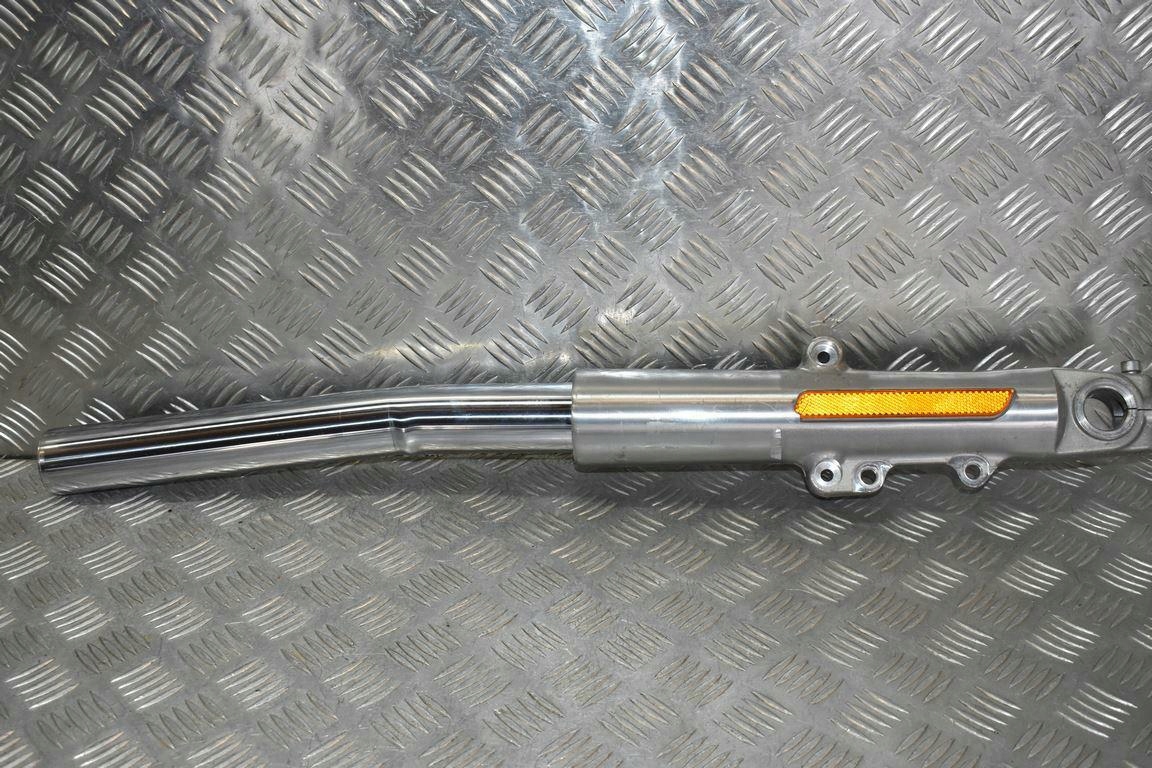 45400021 - Laga передний правый HARLEY DAVIDSON ELECTRA 14-22r