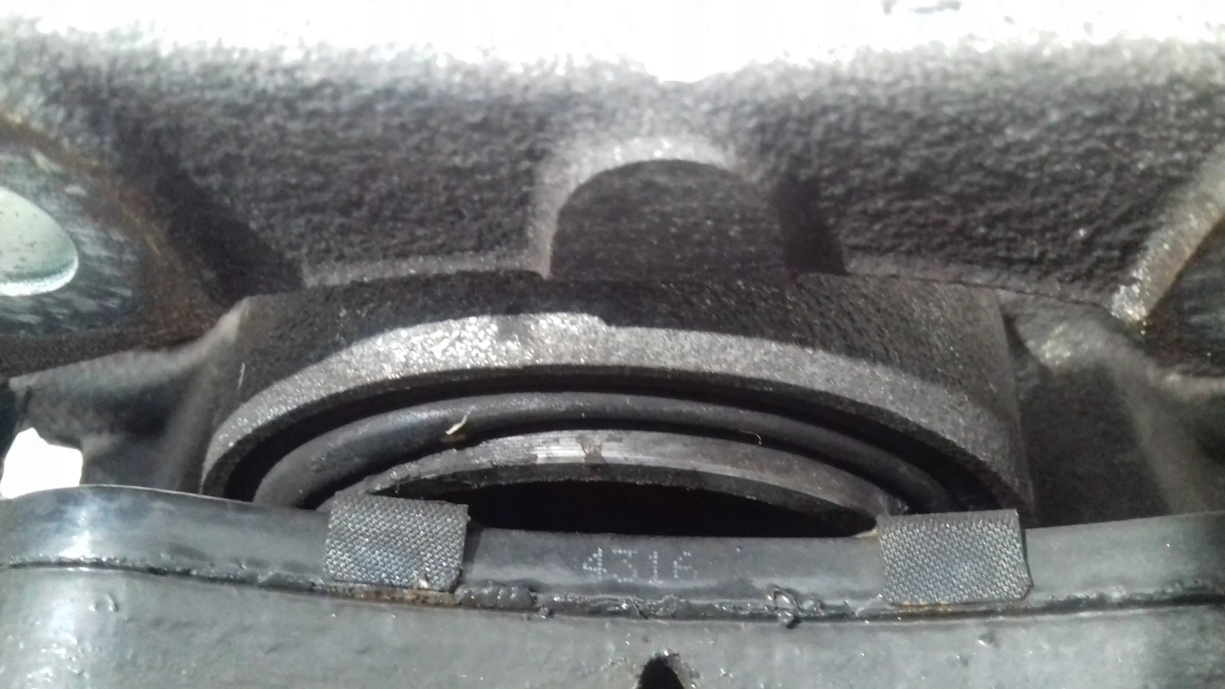 Opel Crossland X 2019 caliper brake right front