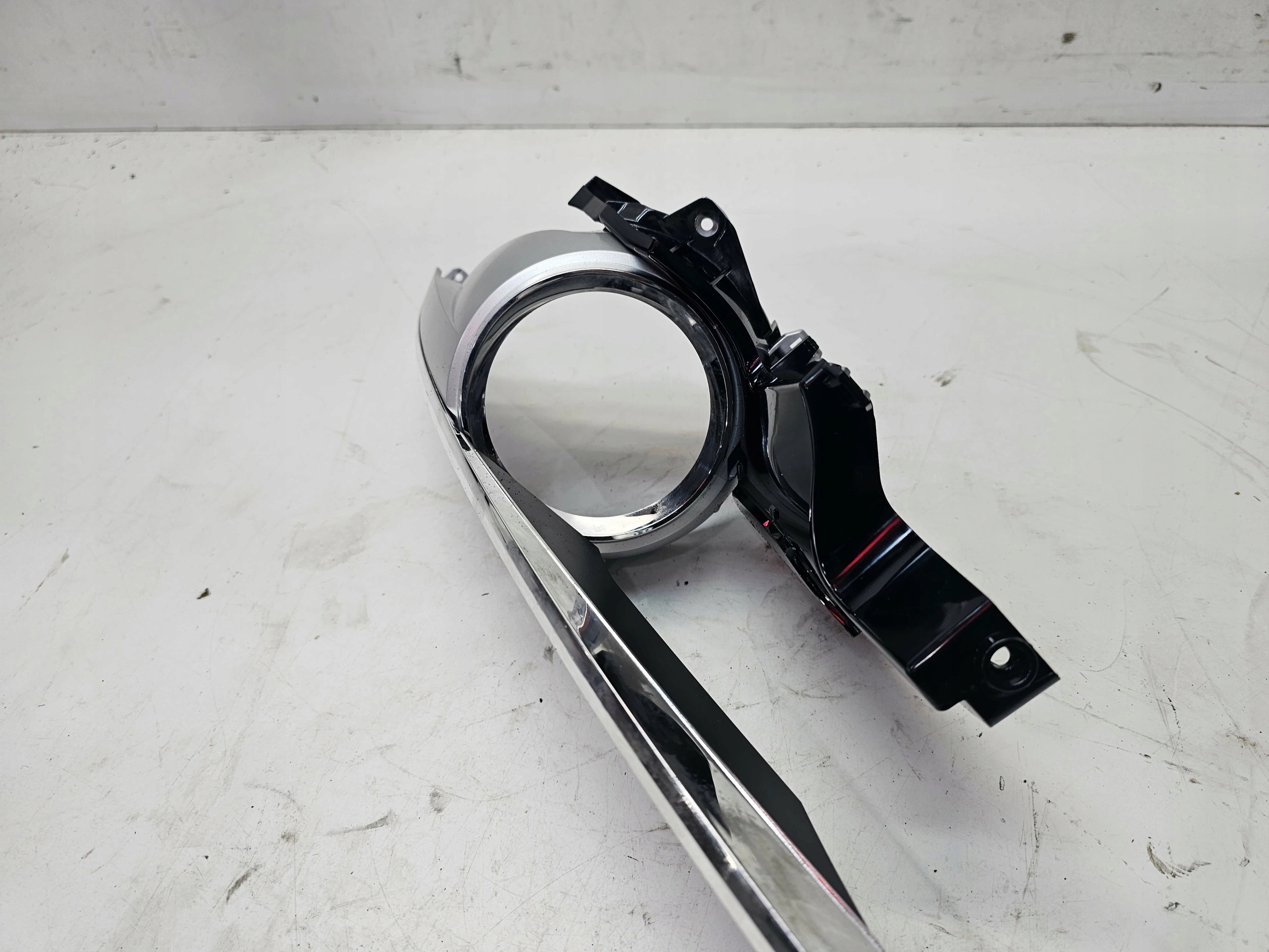 moulding CHROM upper REFLEKTORA left front AUDI A6 C7 2011-14 17755-01