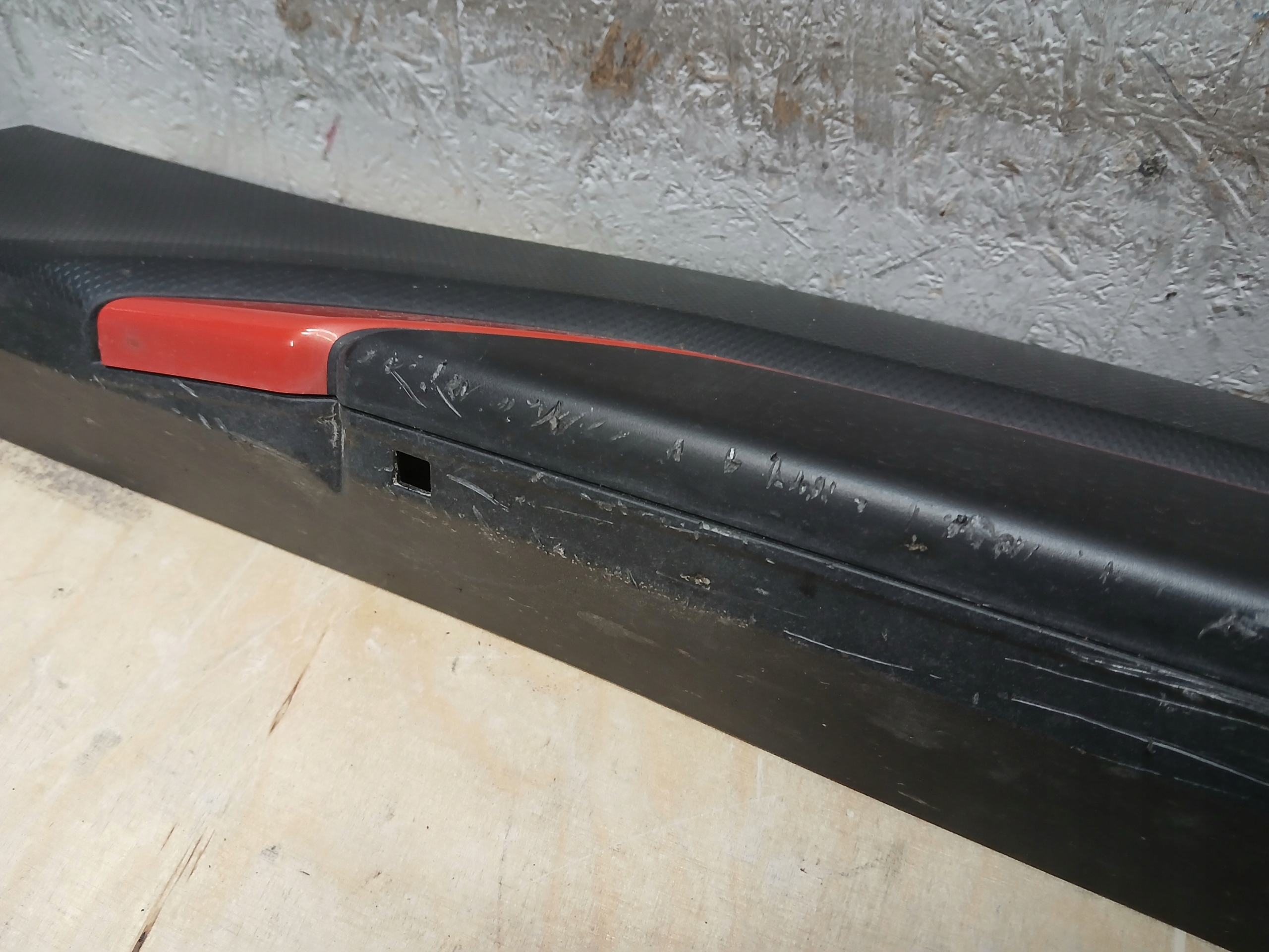 door moulding left front SUBARU FORESTER V 5 18- C16010237