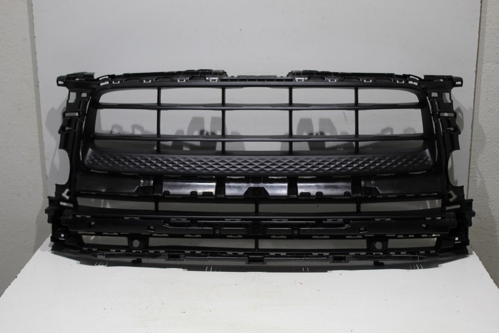 Porsche Macan 95B Lift Grill Igła