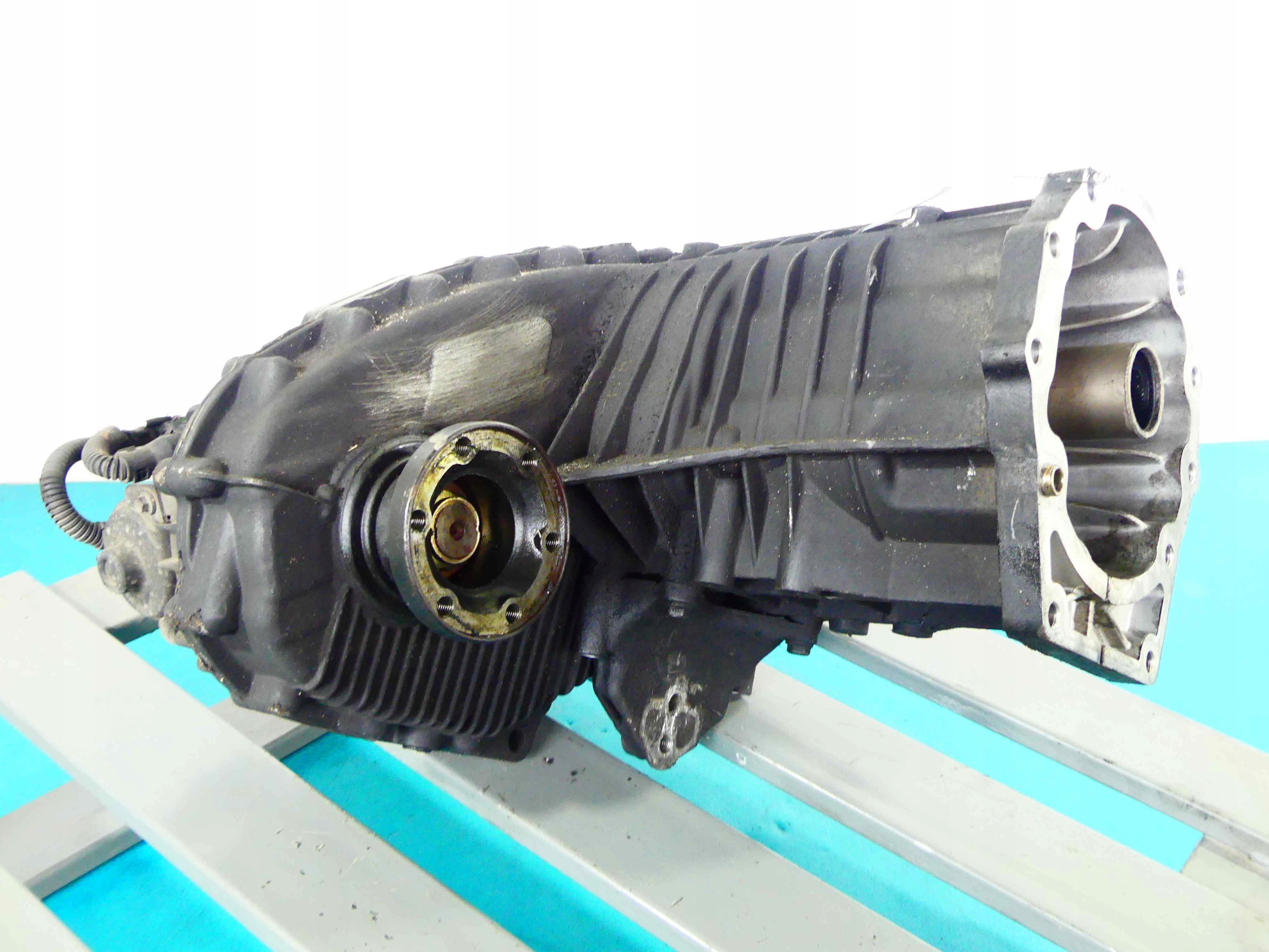 РЕДУКТОР HXB VW TOUAREG И 7L 5.0 TDI 0AD341012K