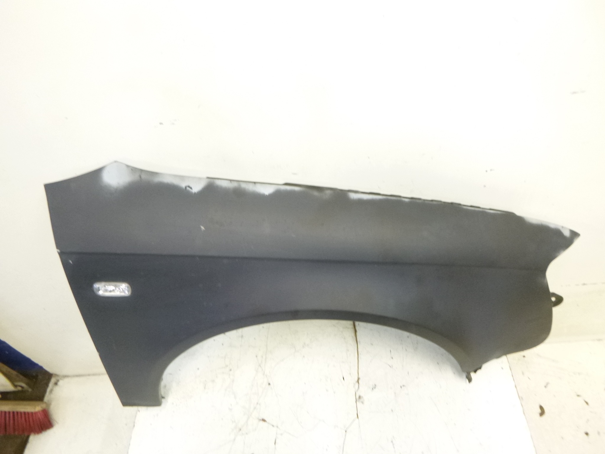 fender front left Audi A4 B7 S-Line 2007 r. Kombi