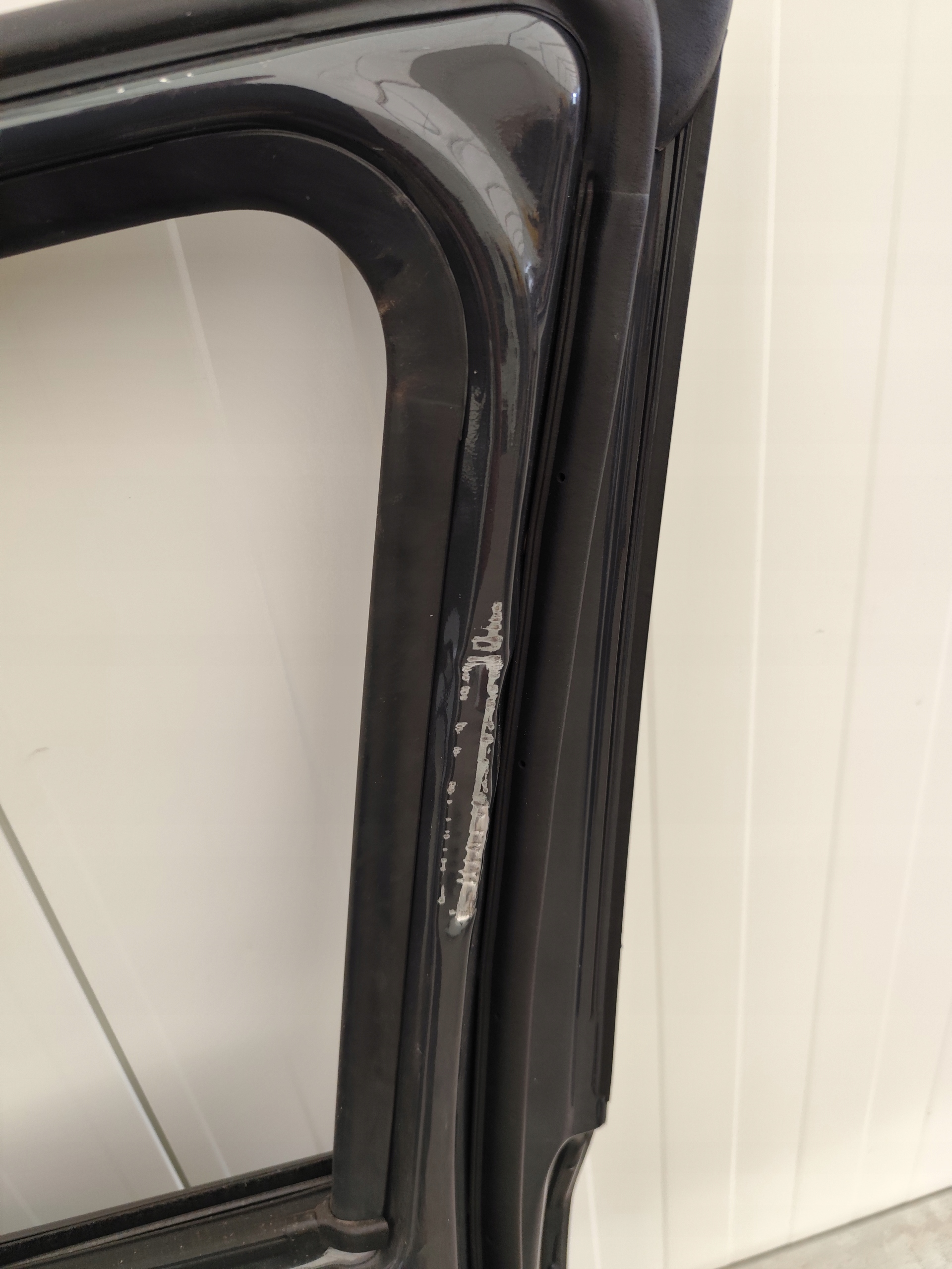 KIA X-CEED door front right