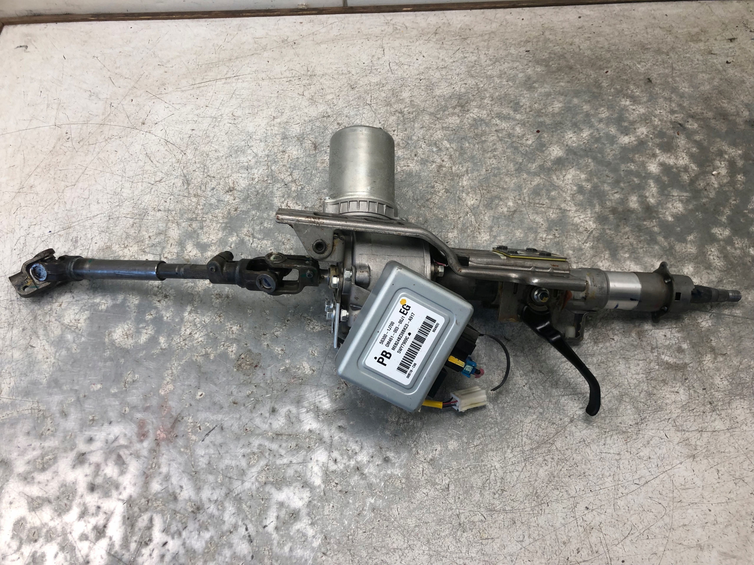 control electrics HYUNDAI I20 and 56300-1J700