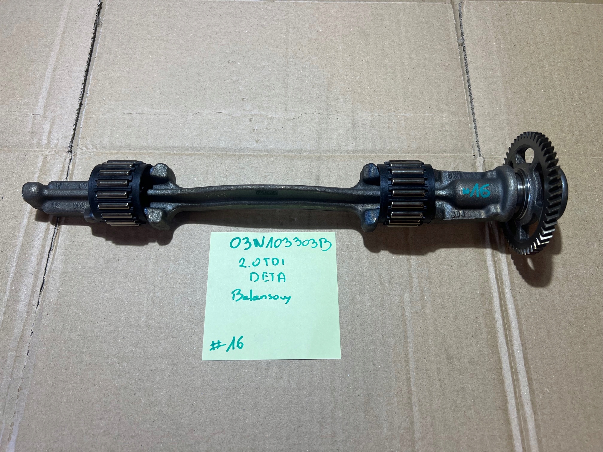 AUDI A4 B9 2.0 TDI DETA cam BALANSOWY 03N103303B