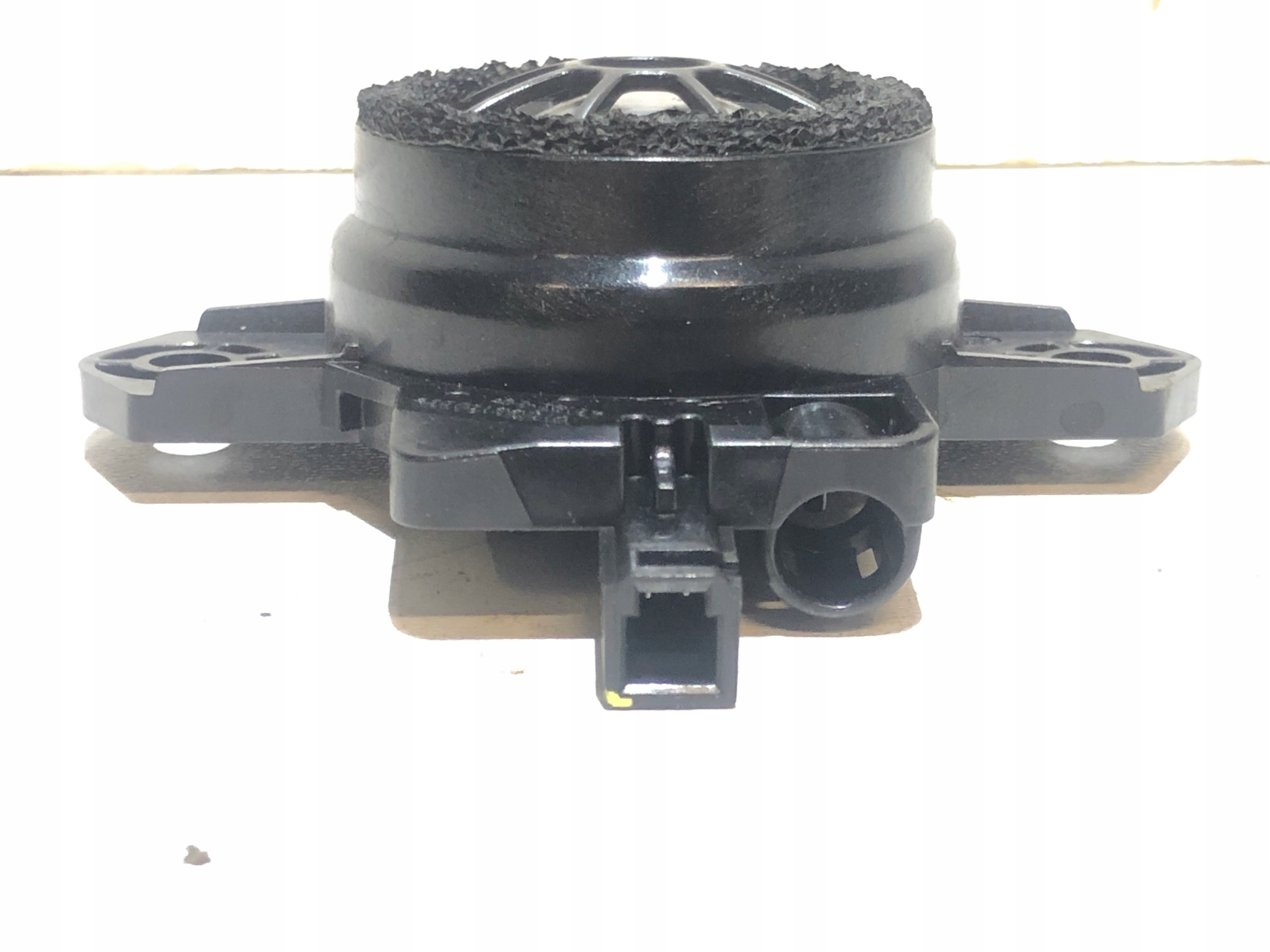 VOLVO V60 II S60 III GŁOŚNIK BOWERS & WILKINS 31678737 Typ silnika hybrydowy