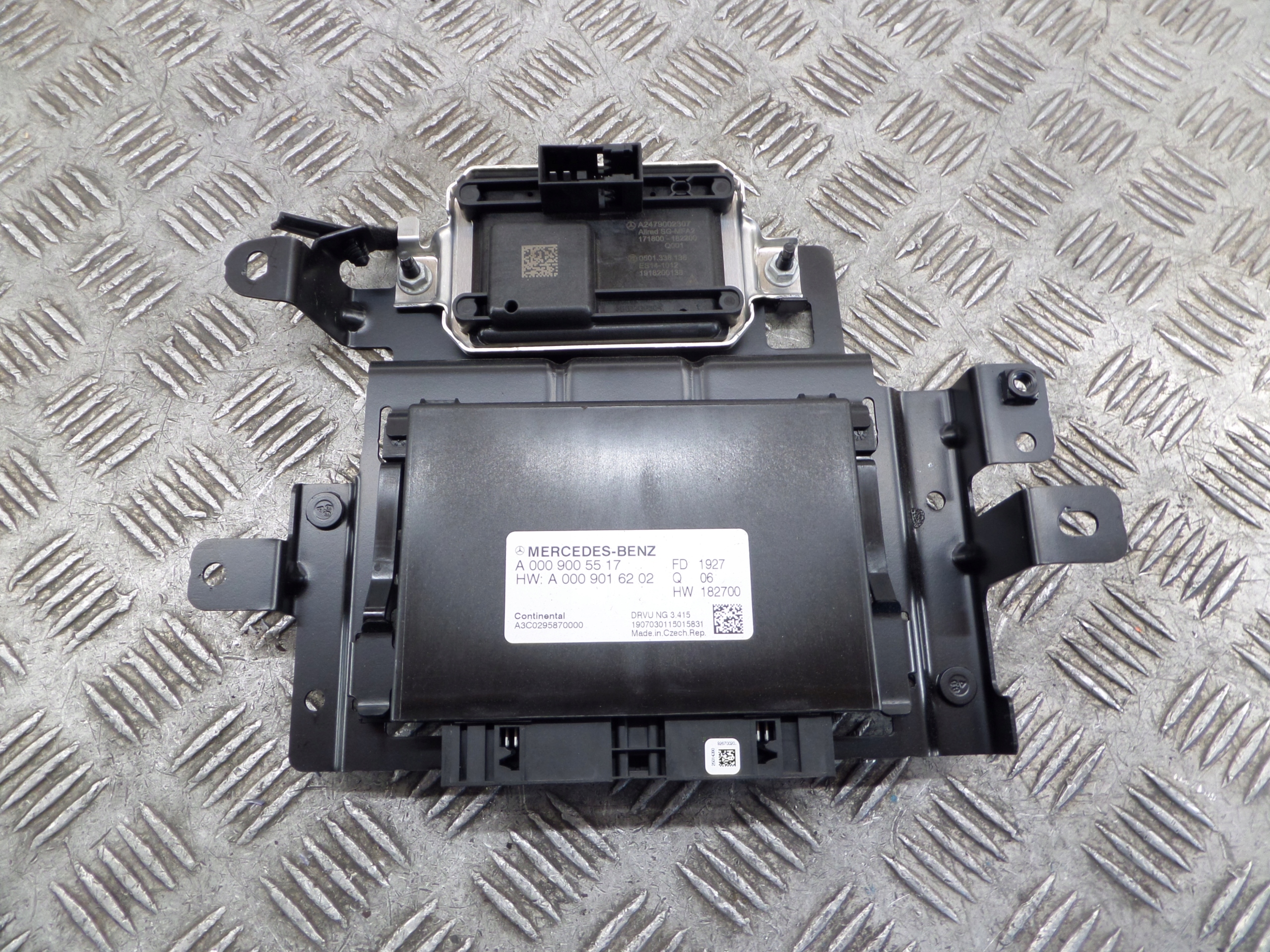 control unit MERCEDES A0009005517 W177 control unit transmission 4MATIC A2479002307