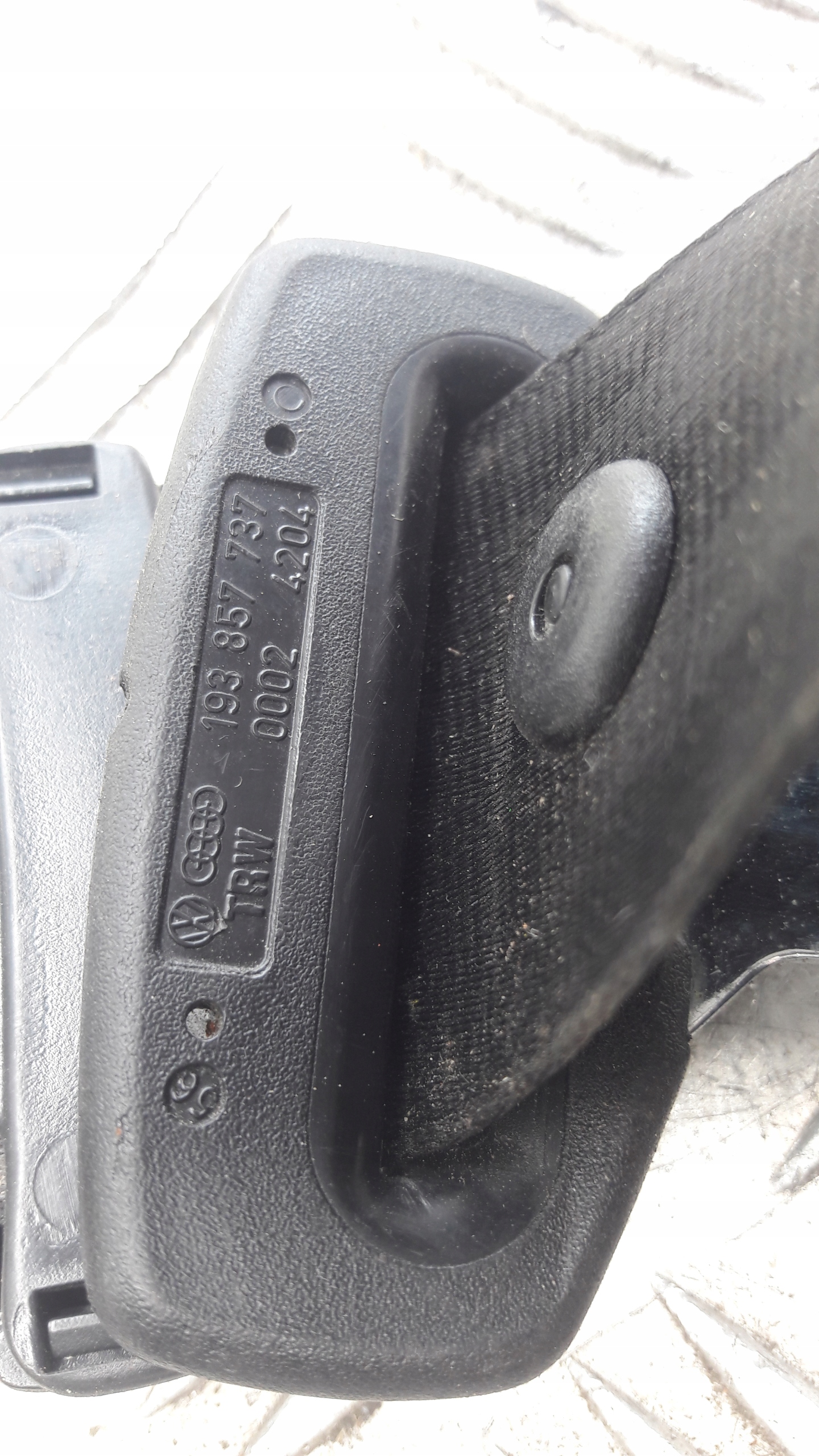 VW PASSAT B5 Gurten Sicherheits rechts heck 3B9857806D