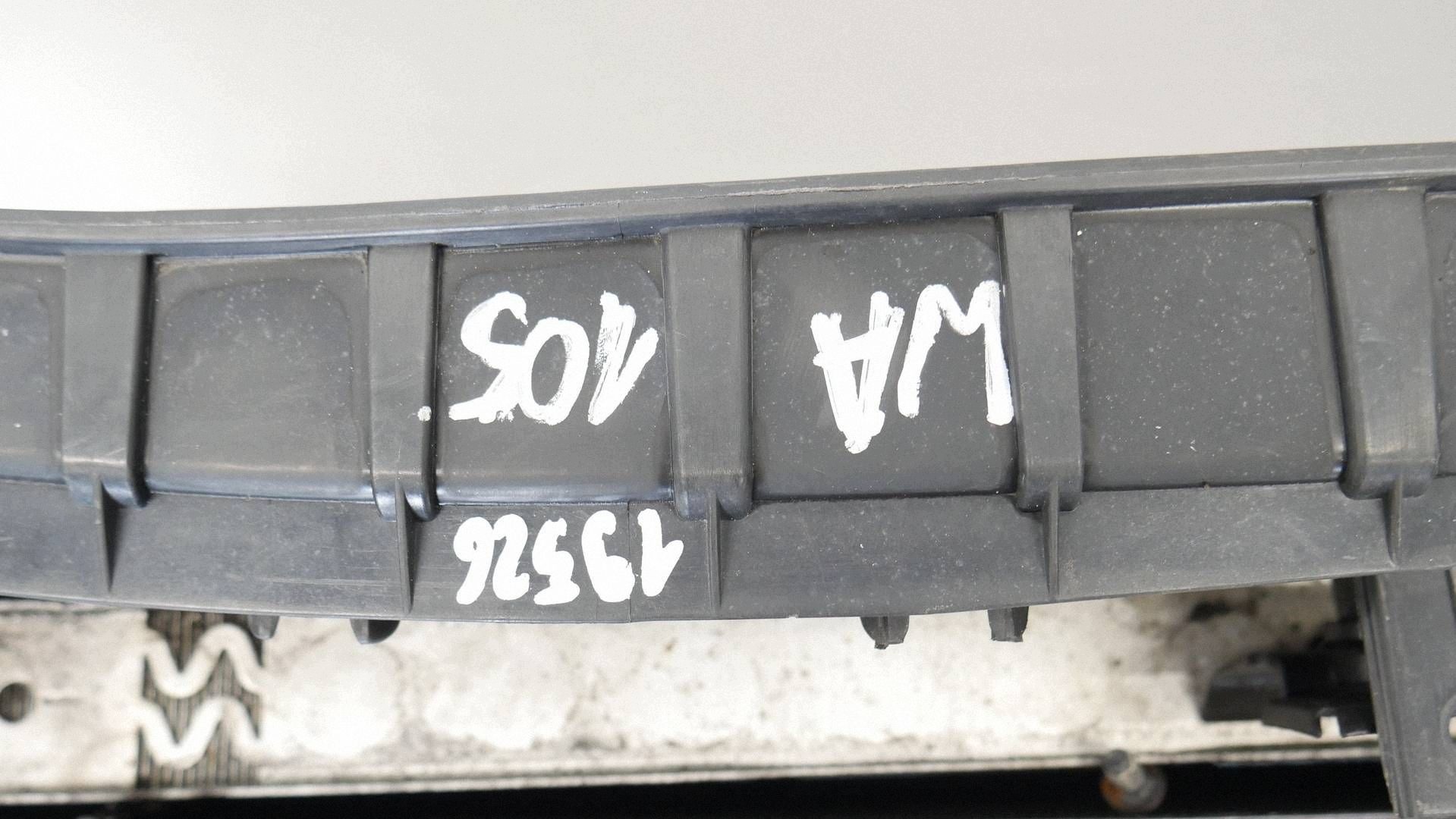 support panel for radiators pillar iron AUDI A7 4G LIFT 3.0 TDI 4G0260401B
