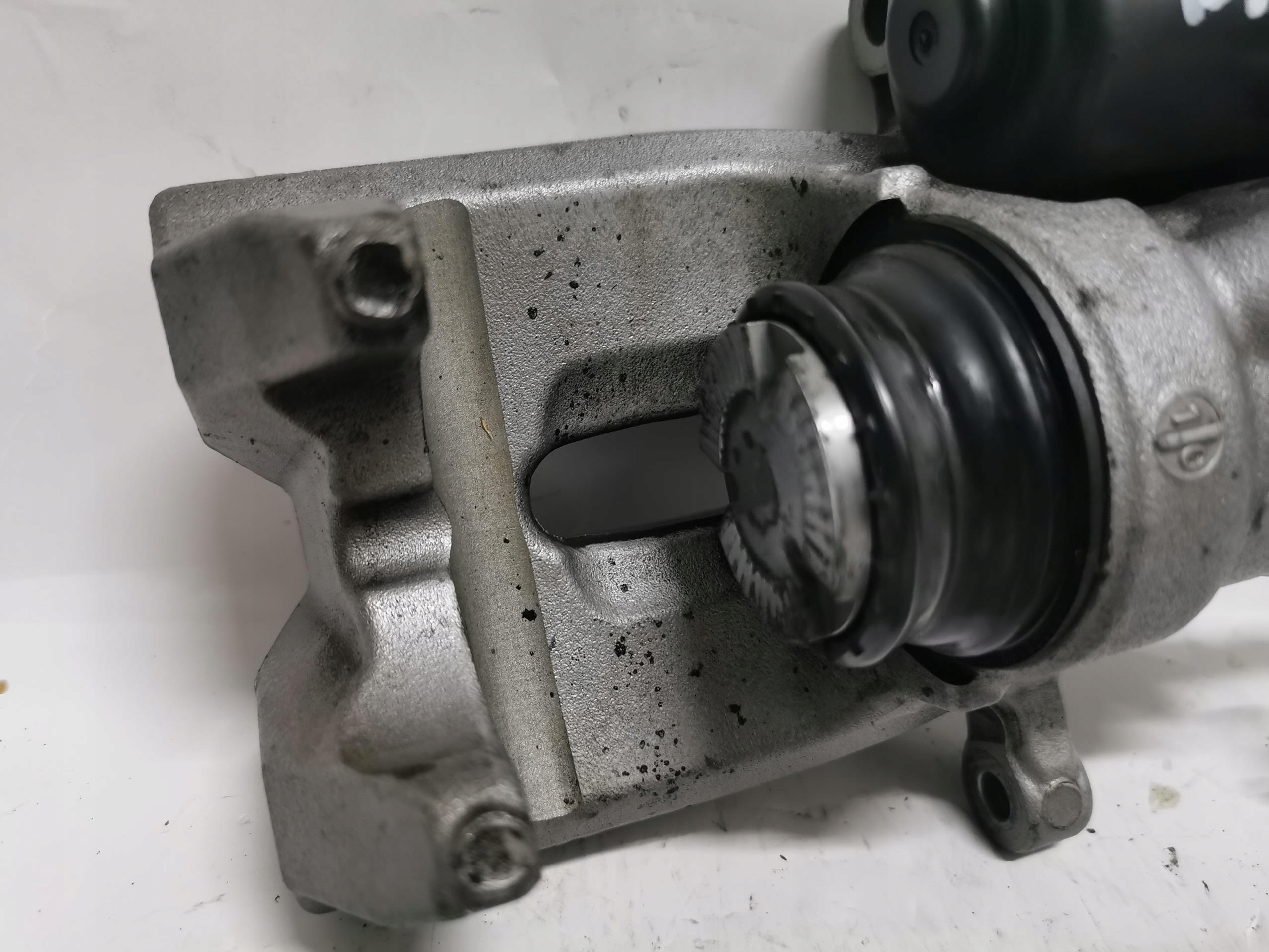 caliper brake right rear part BMW G30 17