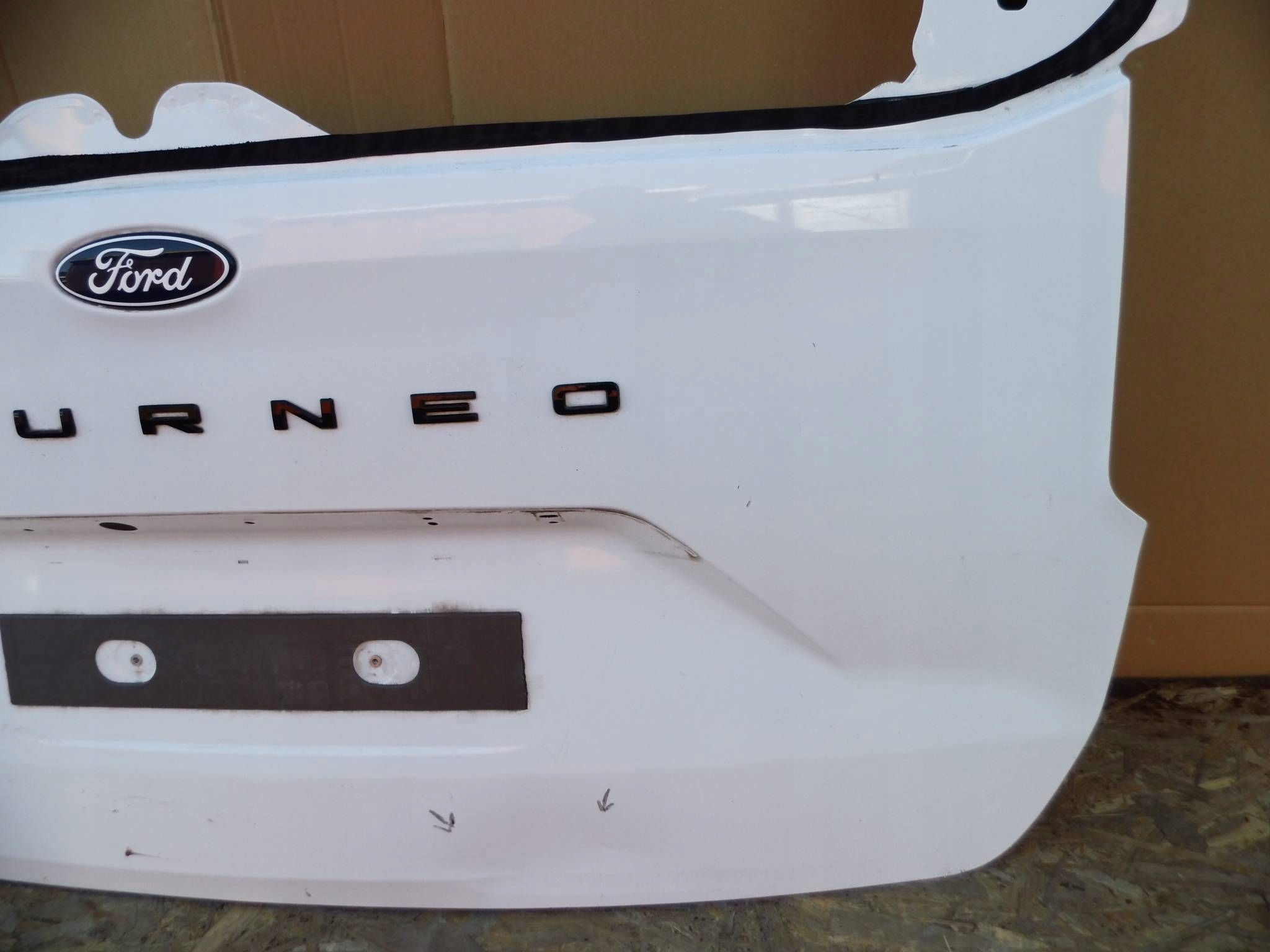 Ford Tourneo Courier III MK3 2023+ boot doors rear part