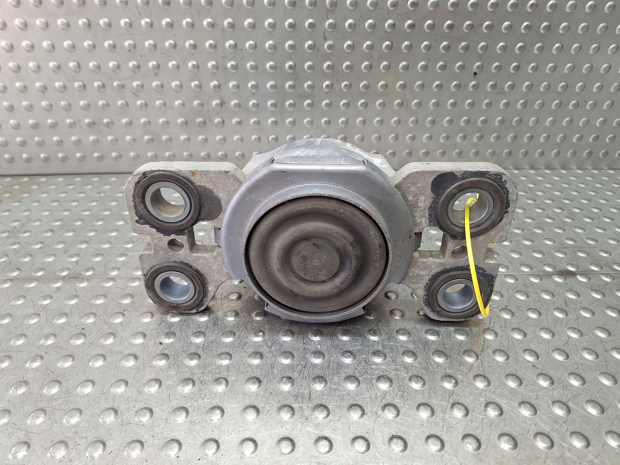 holder engine mount 6G92-7M121-LH LAND ROVER FREELANDER 2 (L359)