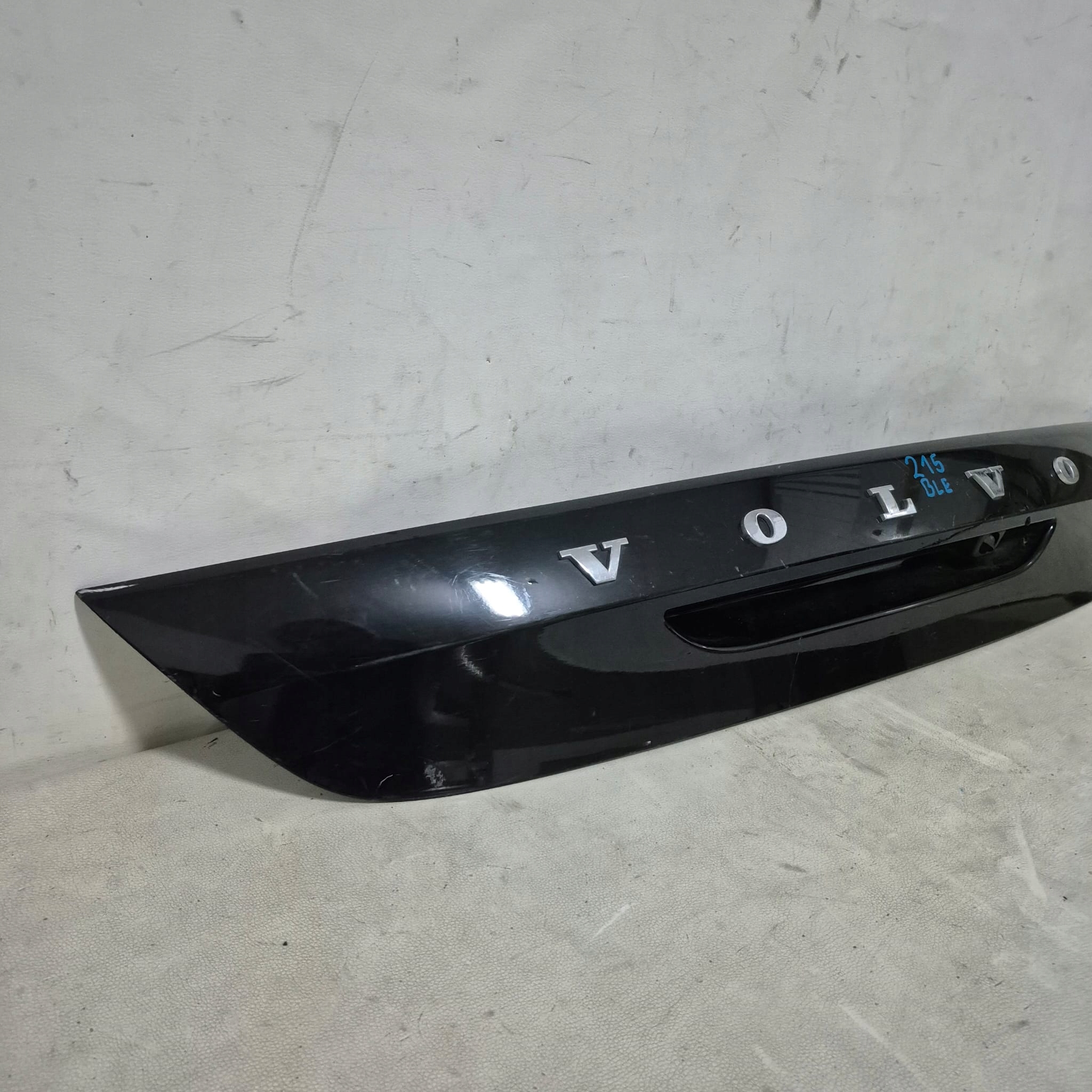 VOLVO V40 12-19 cap moulding cap bonnet rear part
