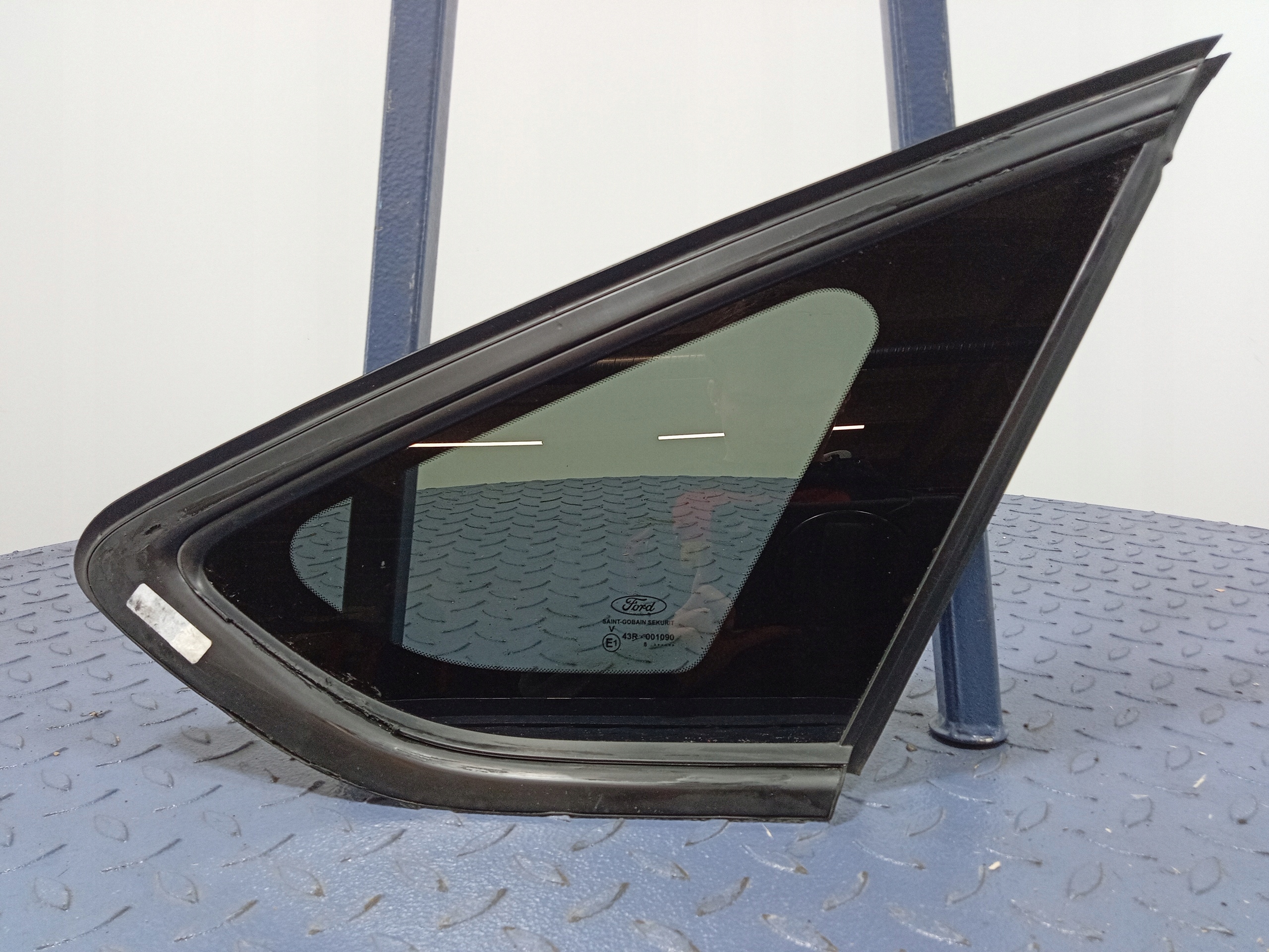 MONDEO MK5 LIFTBACK КУЗОВНОЕ СТЕКЛО ЗАДНИЙ ПРАВЫЙ 18