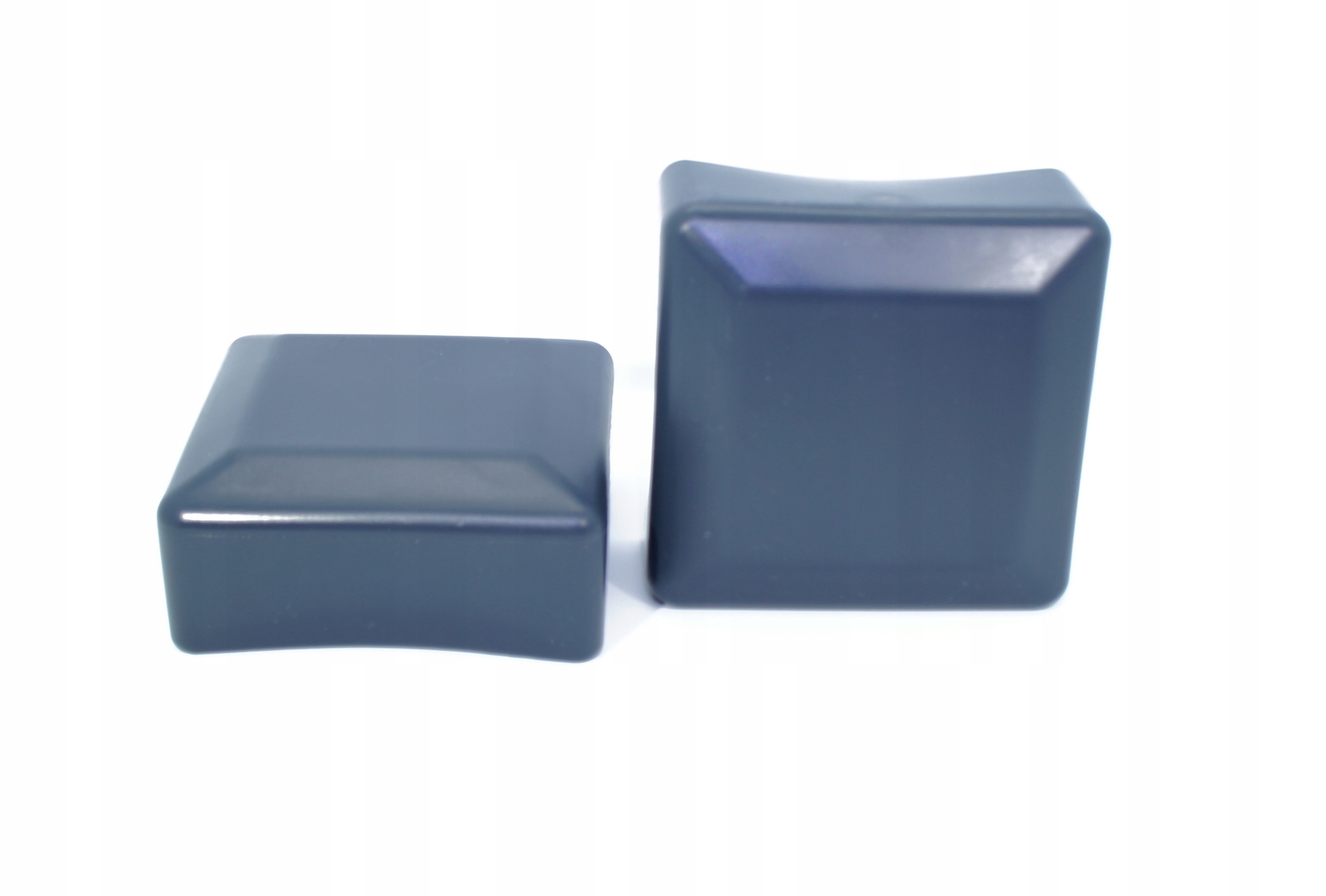 

Nasadka Zewnętrzna Na Profil 60x60 Grafit 3 Szt