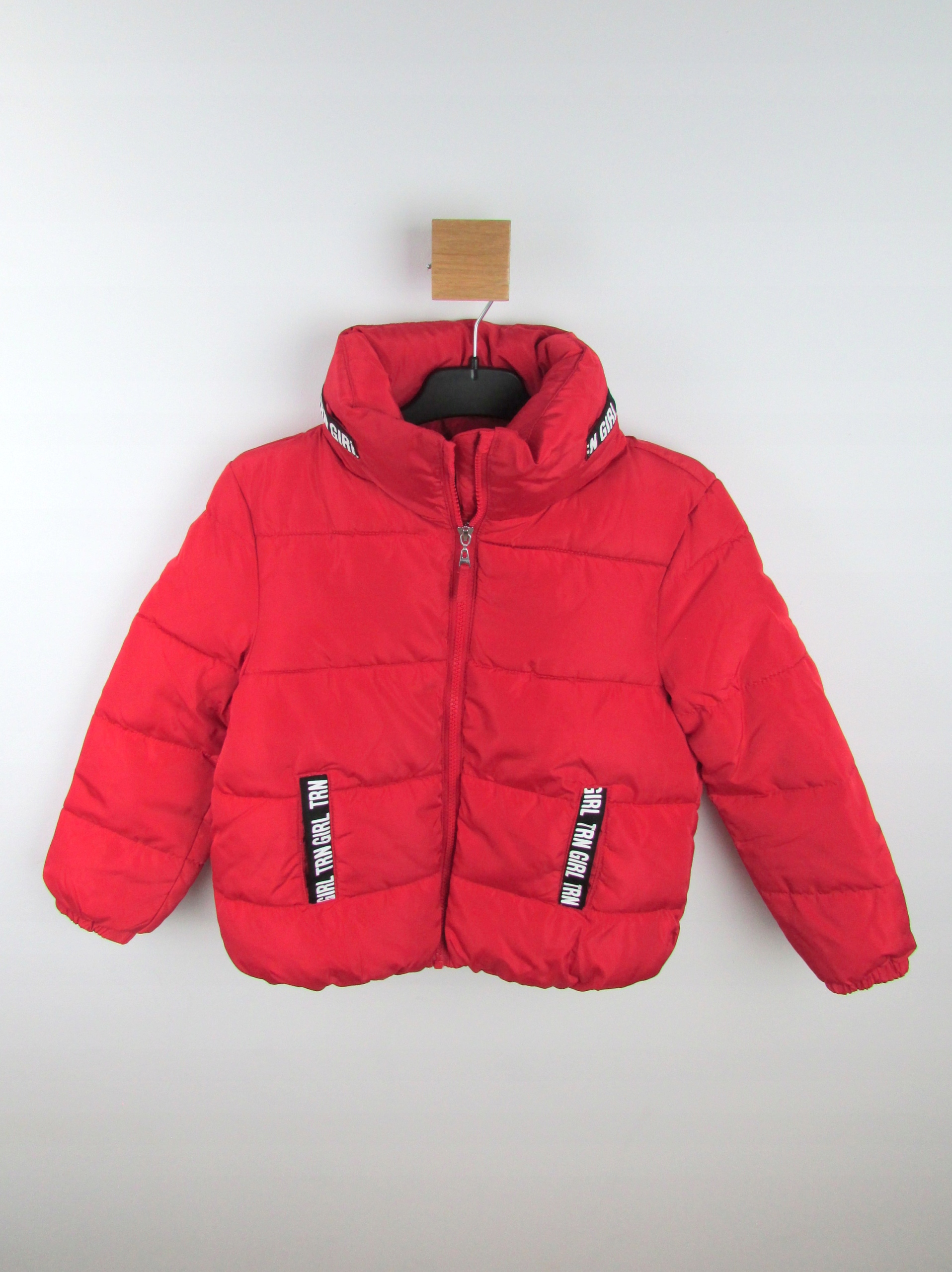 Красная куртка, разм. 152/158