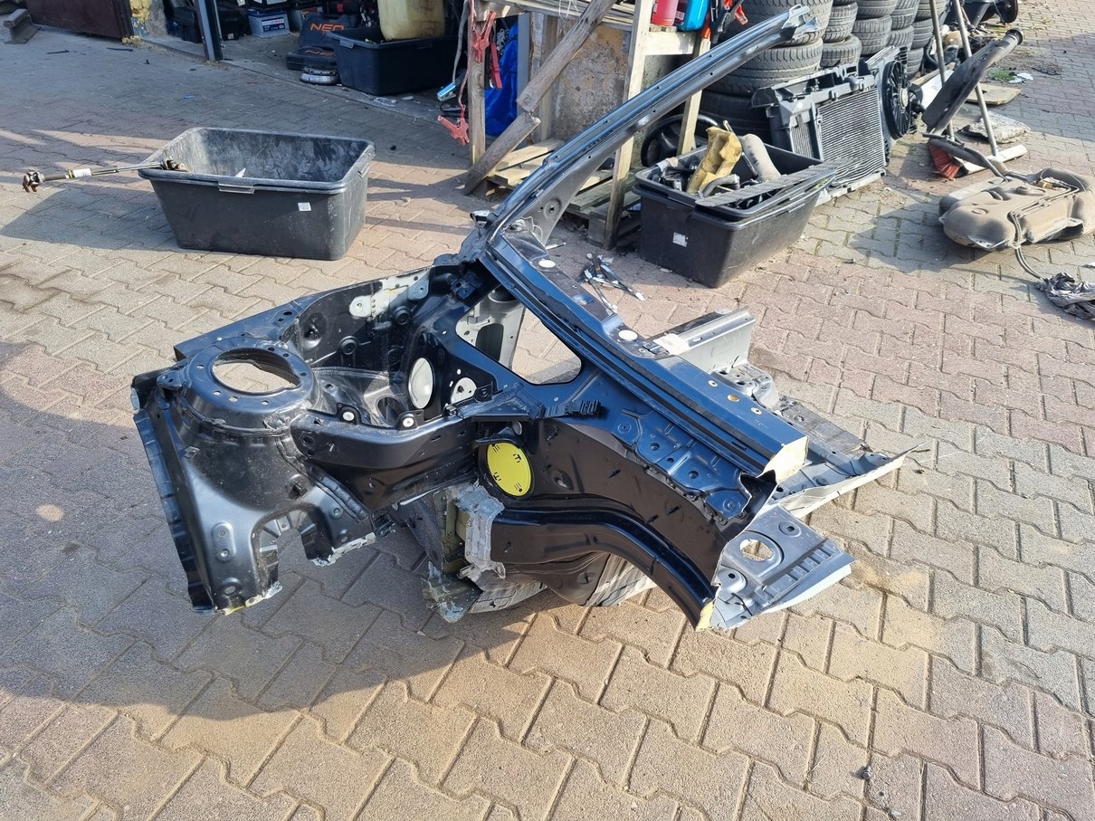 ĆWIARTKA PODŁUŻNICA PRAWY PRZÓD BMW F33 CABRIO Producent części BMW OE