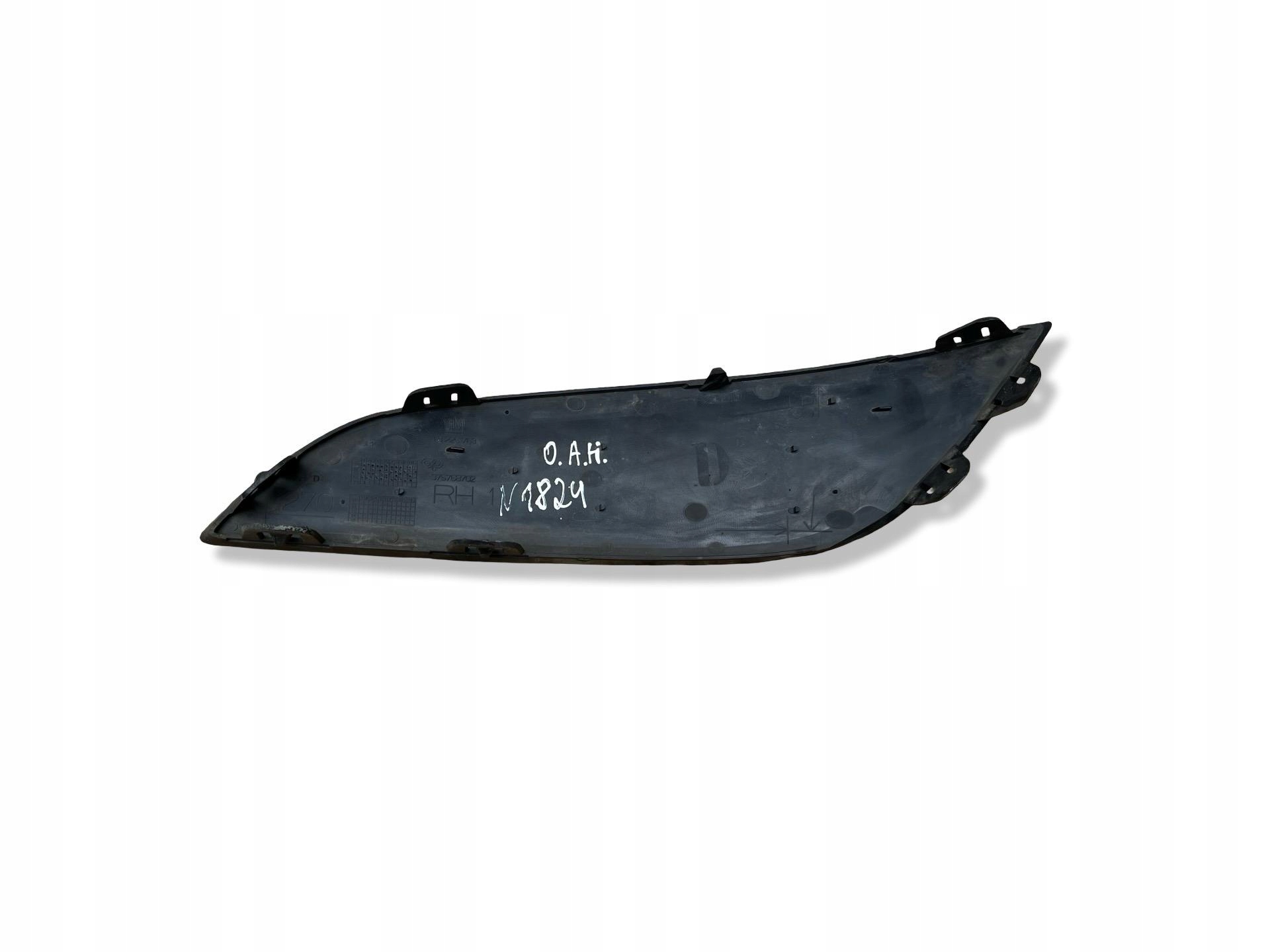 grid of a bumper right side Opel Astra H facelift 2010 13225763