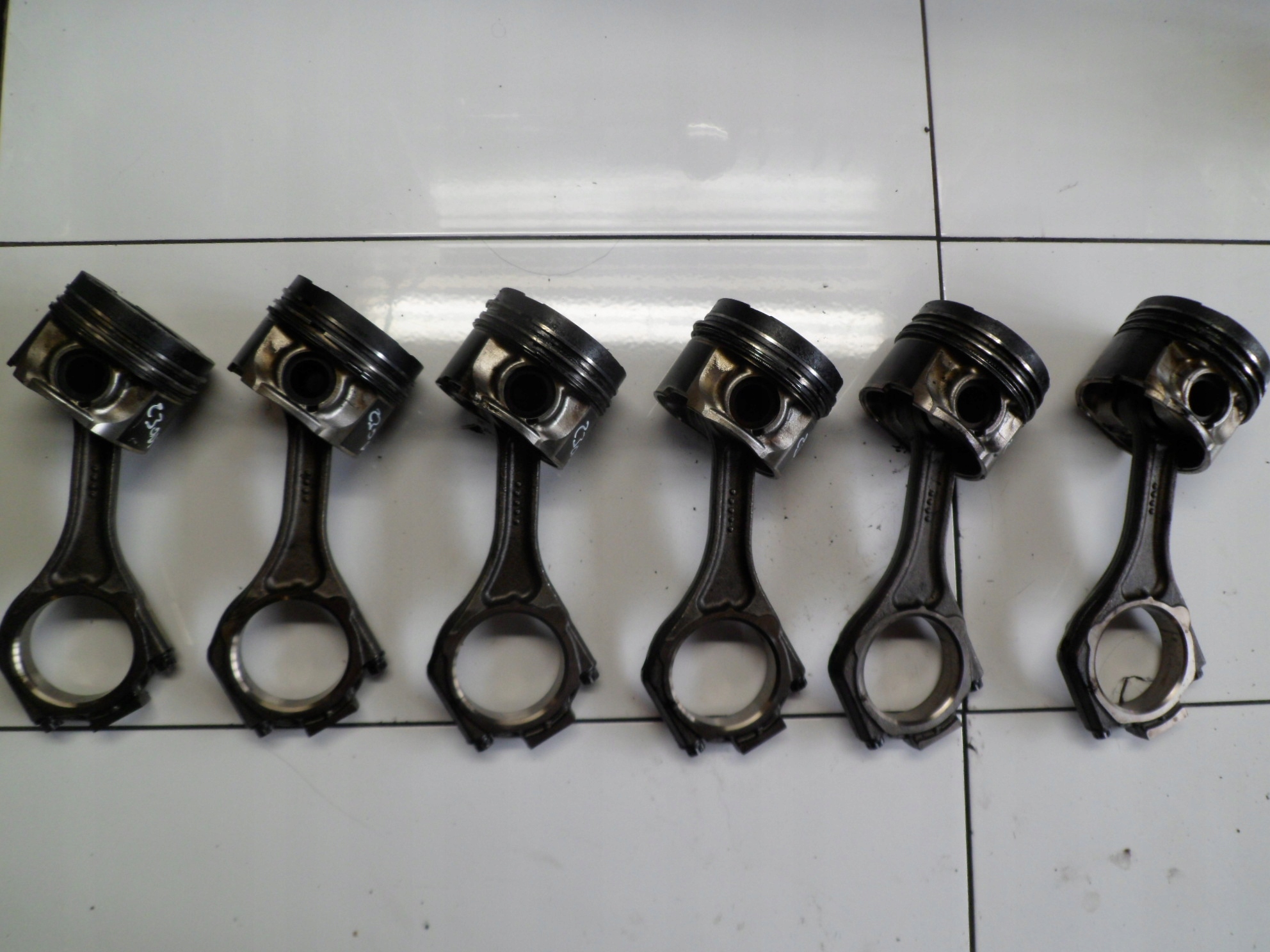 OPEL SIGNUM 3.0CDTI V6 Z30DT Piston avec bielle