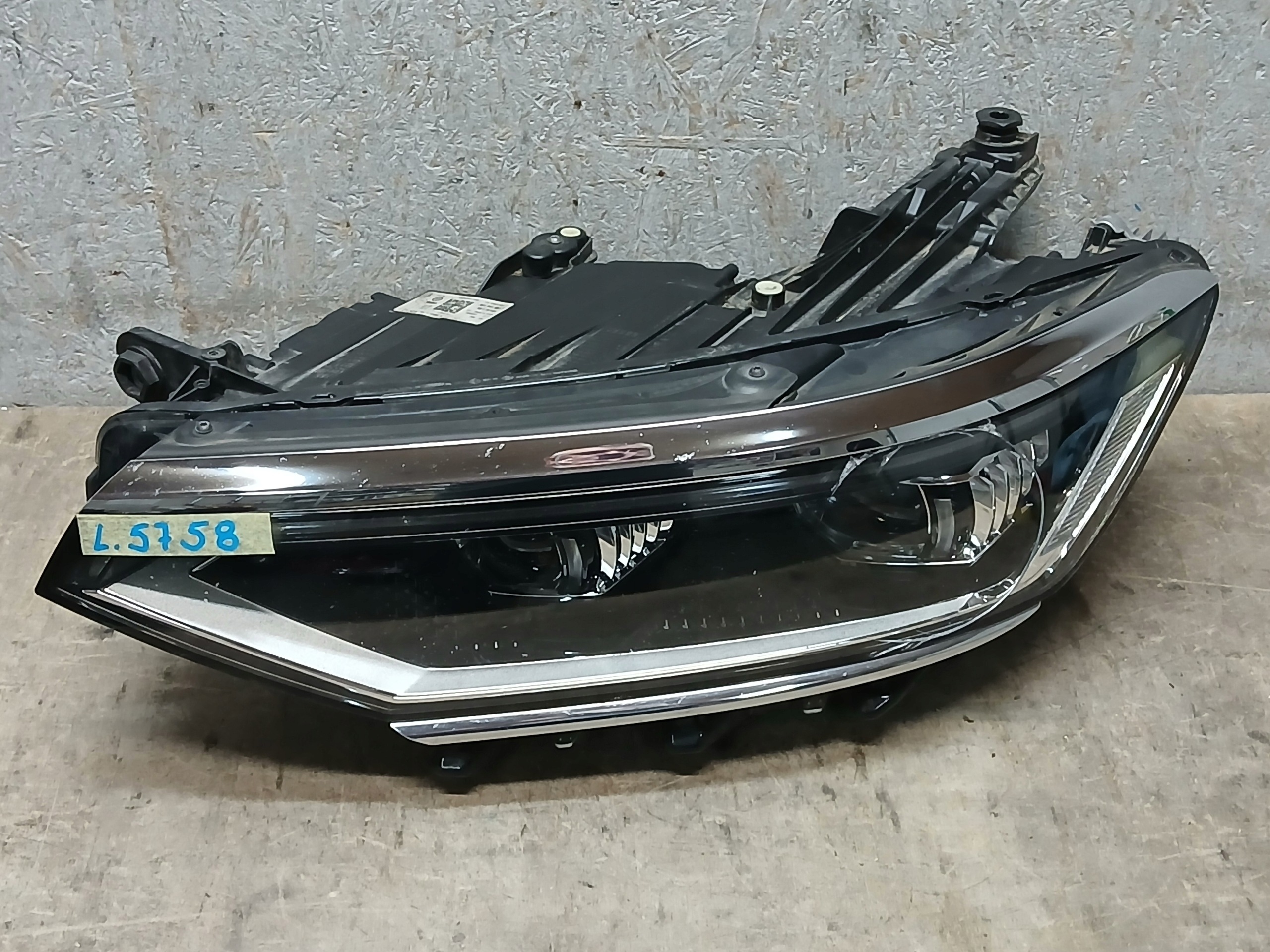 light front left VW PASSAT B8 3G LIFT FULL LED 3G1941081T