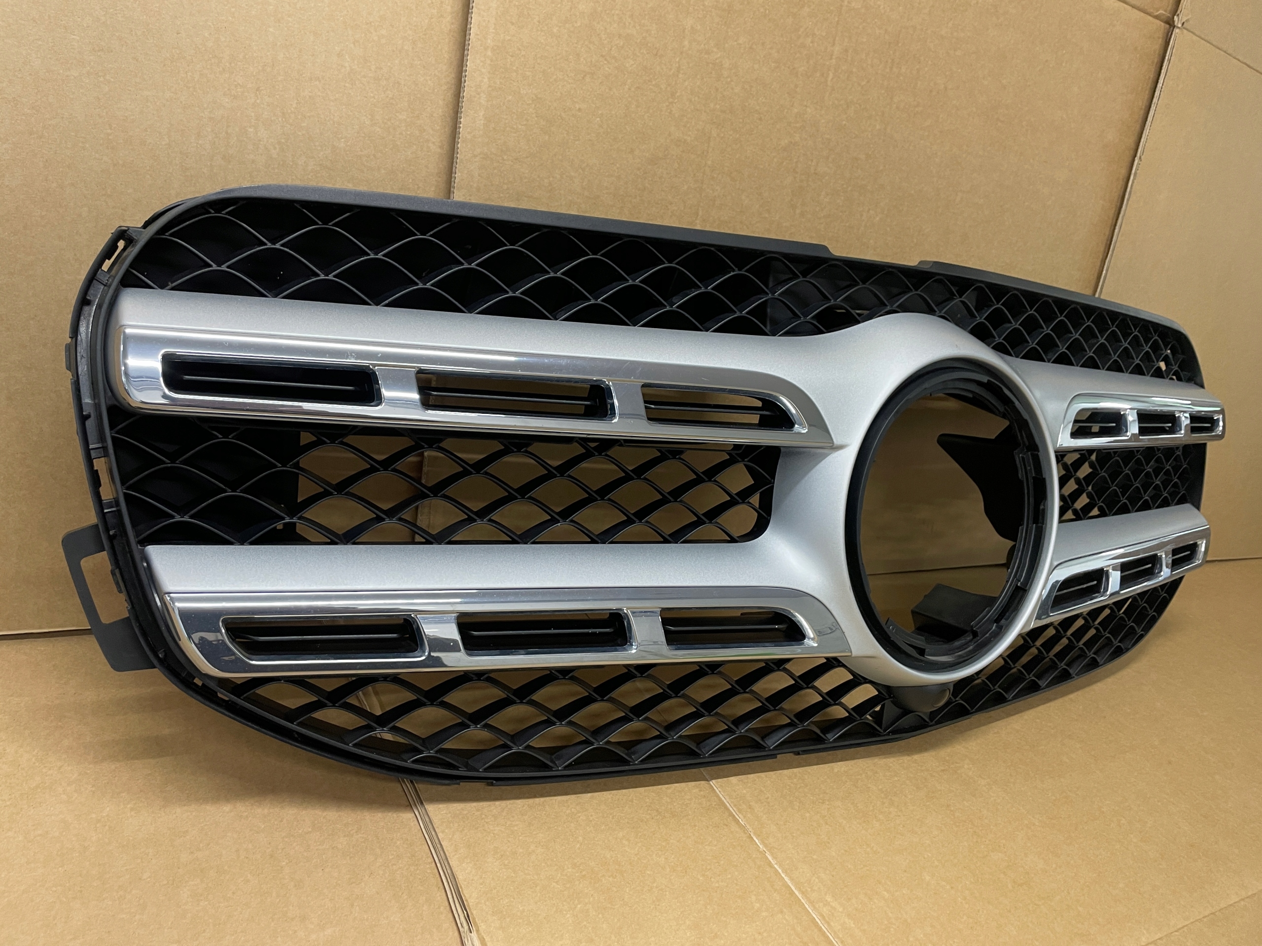 Mercedes-Benz GLS W167 Kühlergrill FRONTGRILL Kühlergitter A1678855704 - Thumbnail 4