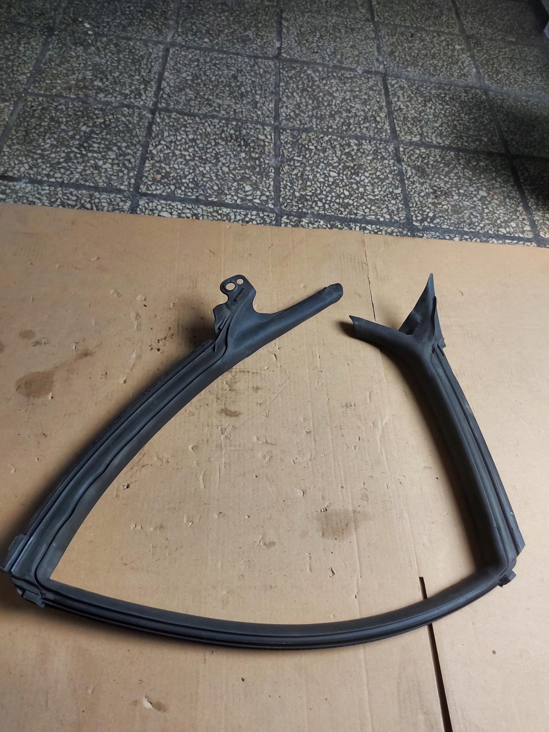 gasket bodywork door right rear part upper AUDI A7 4G8 OE