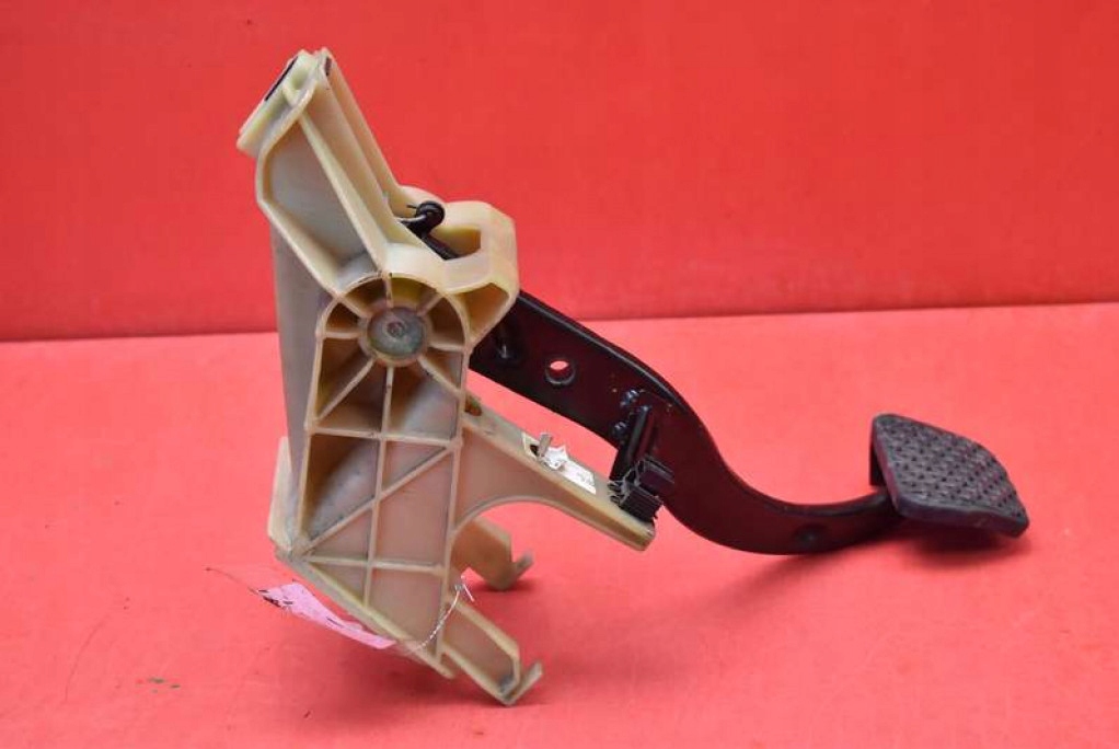 PEDAŁ PEDAŁY HAMULEC AUTOMAT 6752517 BMW E65 01-05