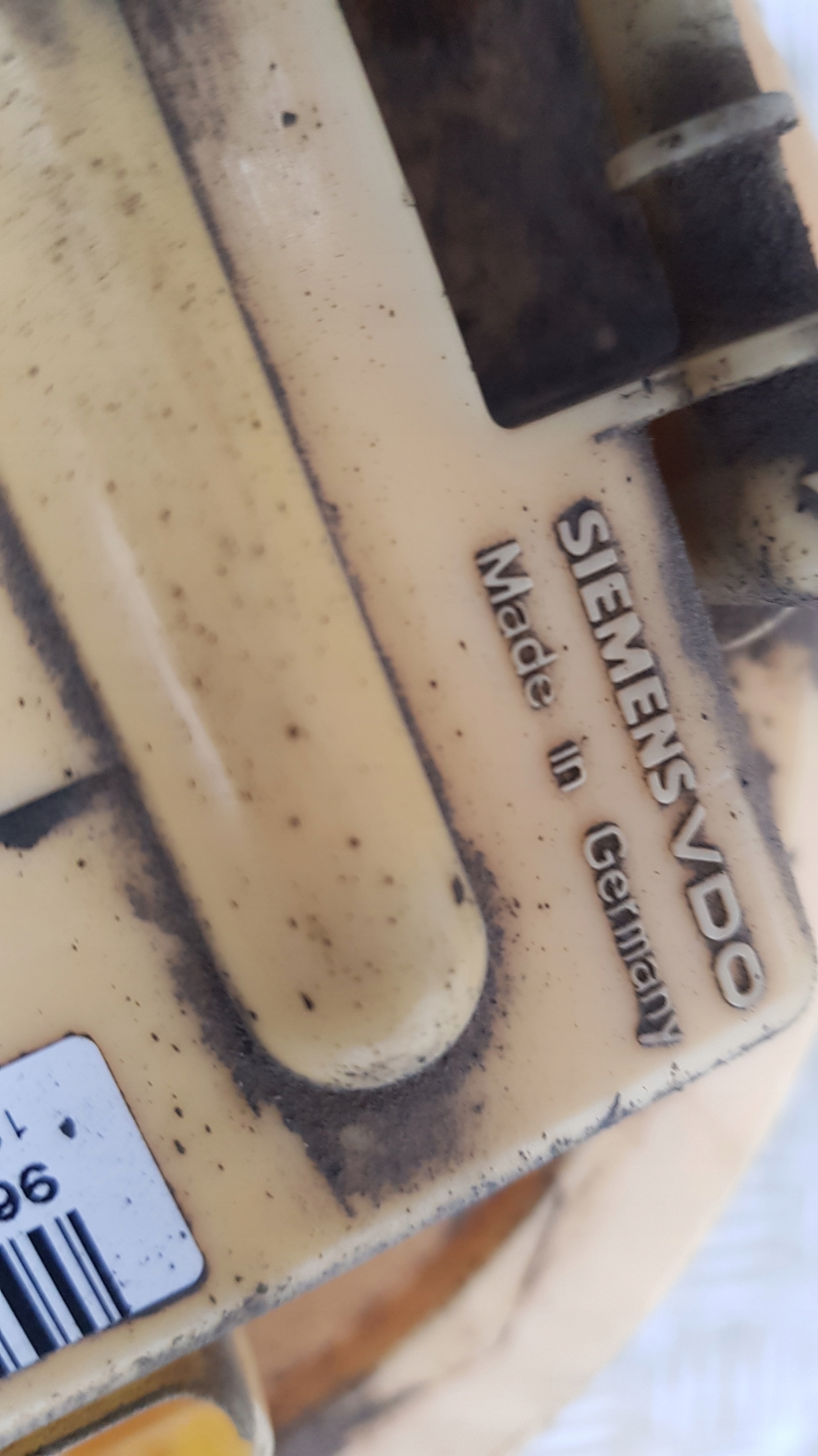 CITROEN C4 e 2.0 HDI Pompa carburante Pompa 9657601780