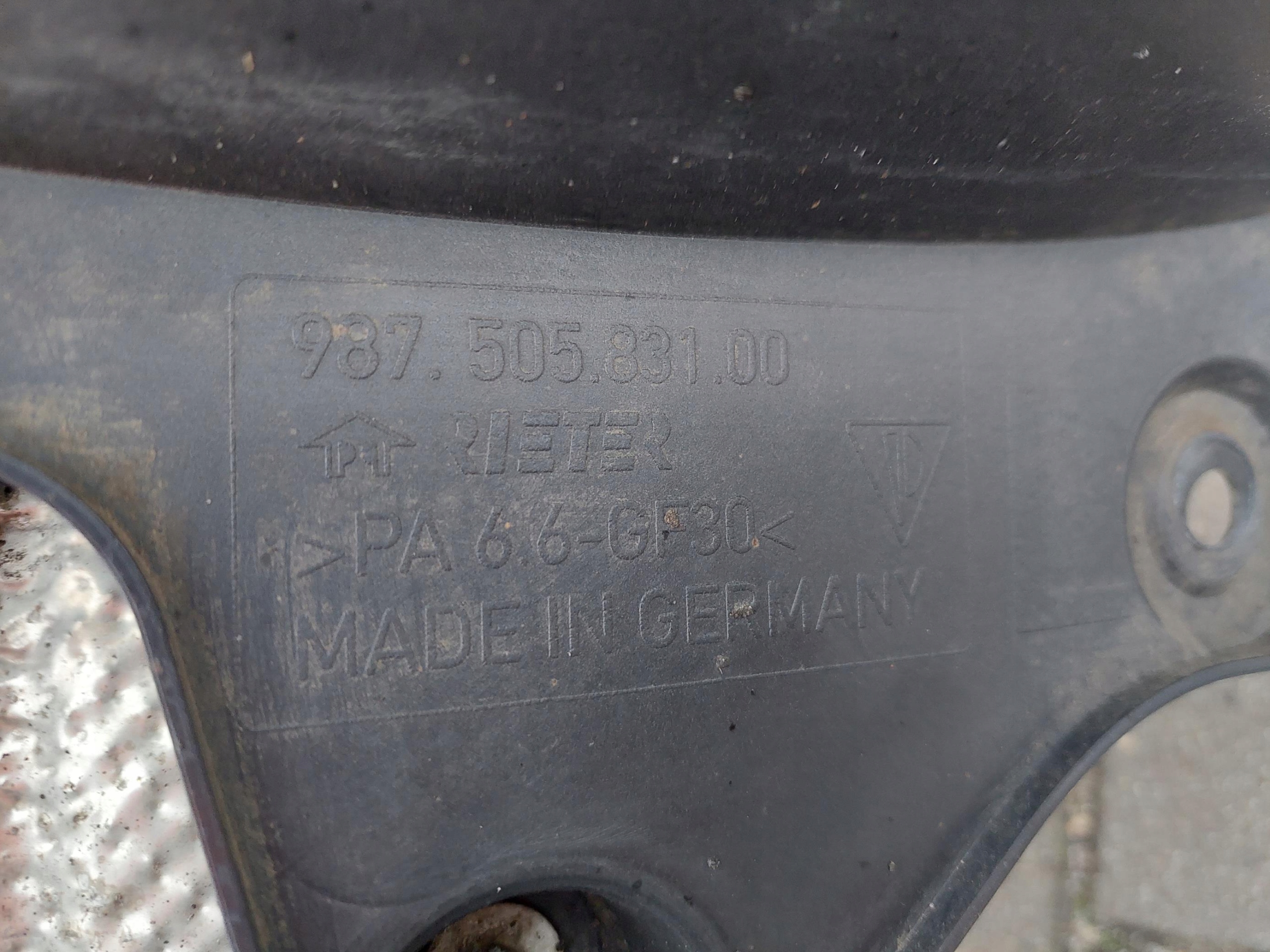 mudguard rear part left rear. left cover TERMICZNA PORSCHE BOXSTER CAYMAN S 987