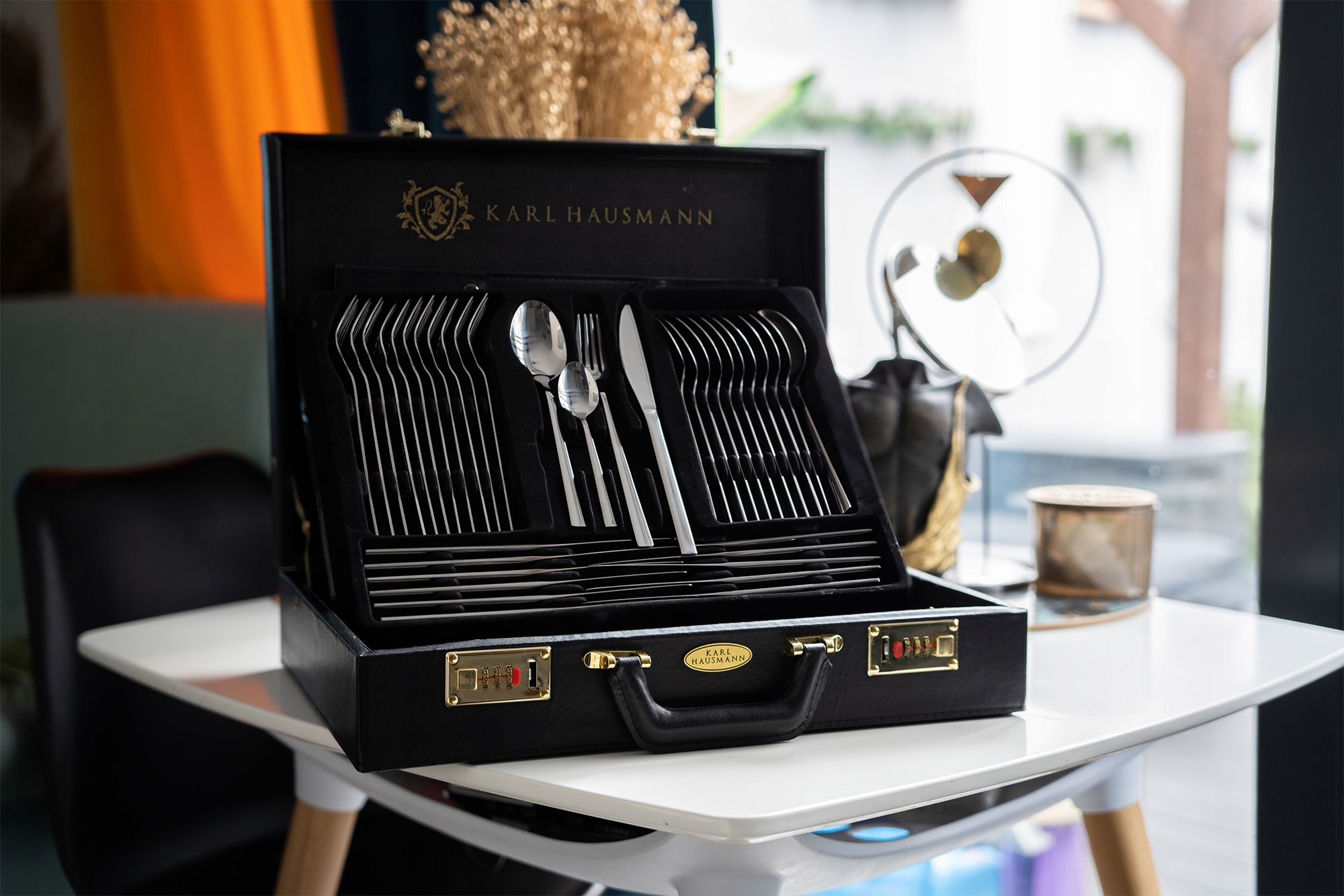 ZESTAW SZTUĆCE 72elem KOMPLET + WALIZKA SREBRNE 72 Linia Lena