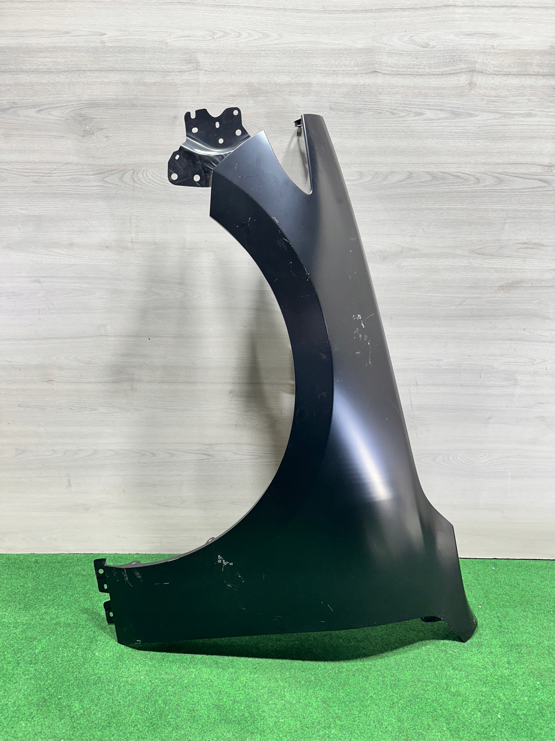 MAZDA 3 BP 2019+ BDMT-52-210 BŁOTNIK LEWY PRZOD