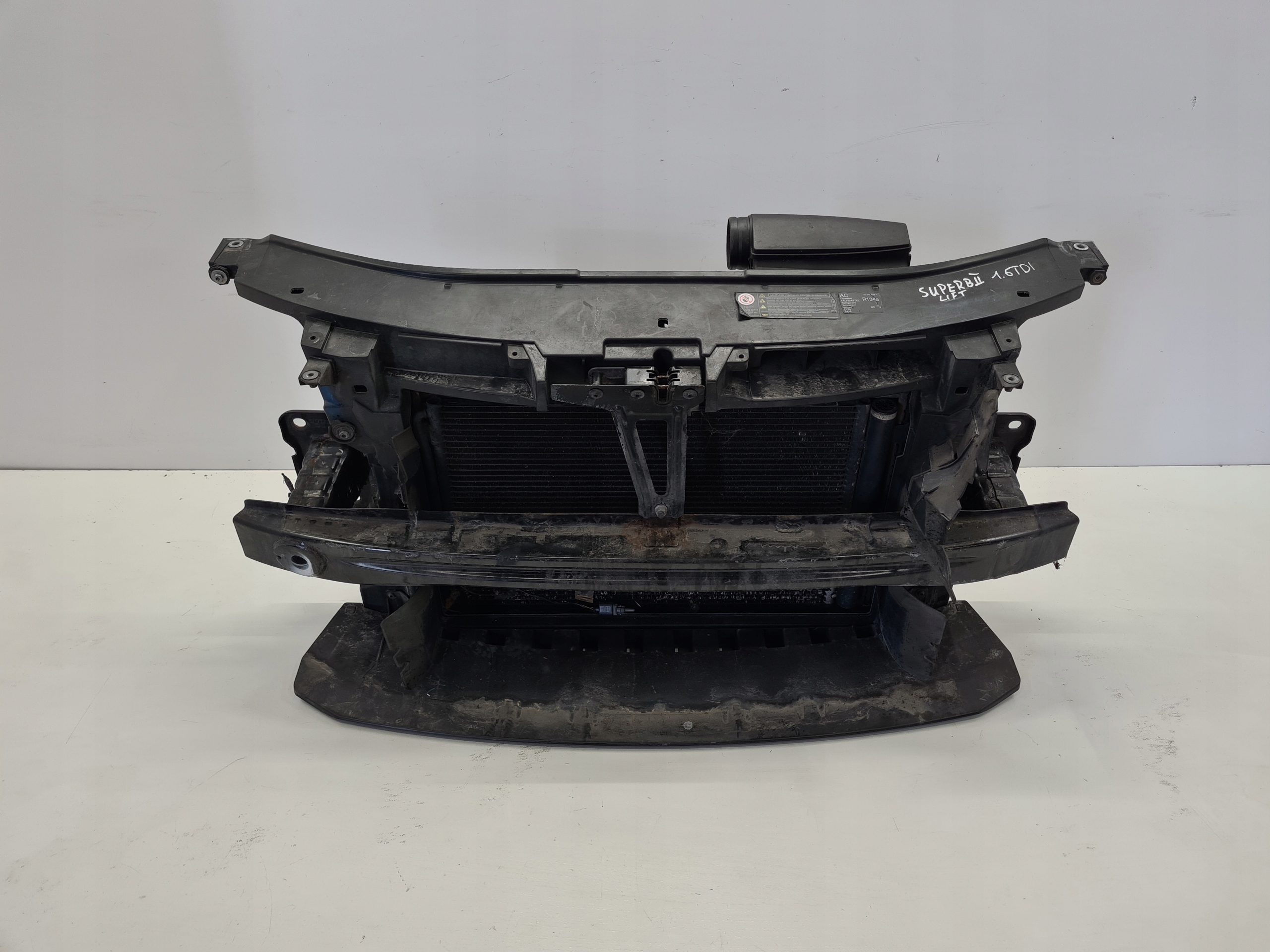 SUPERB II LIFT PAS PRZEDNI WZMOCNIENIE 1.6TDI