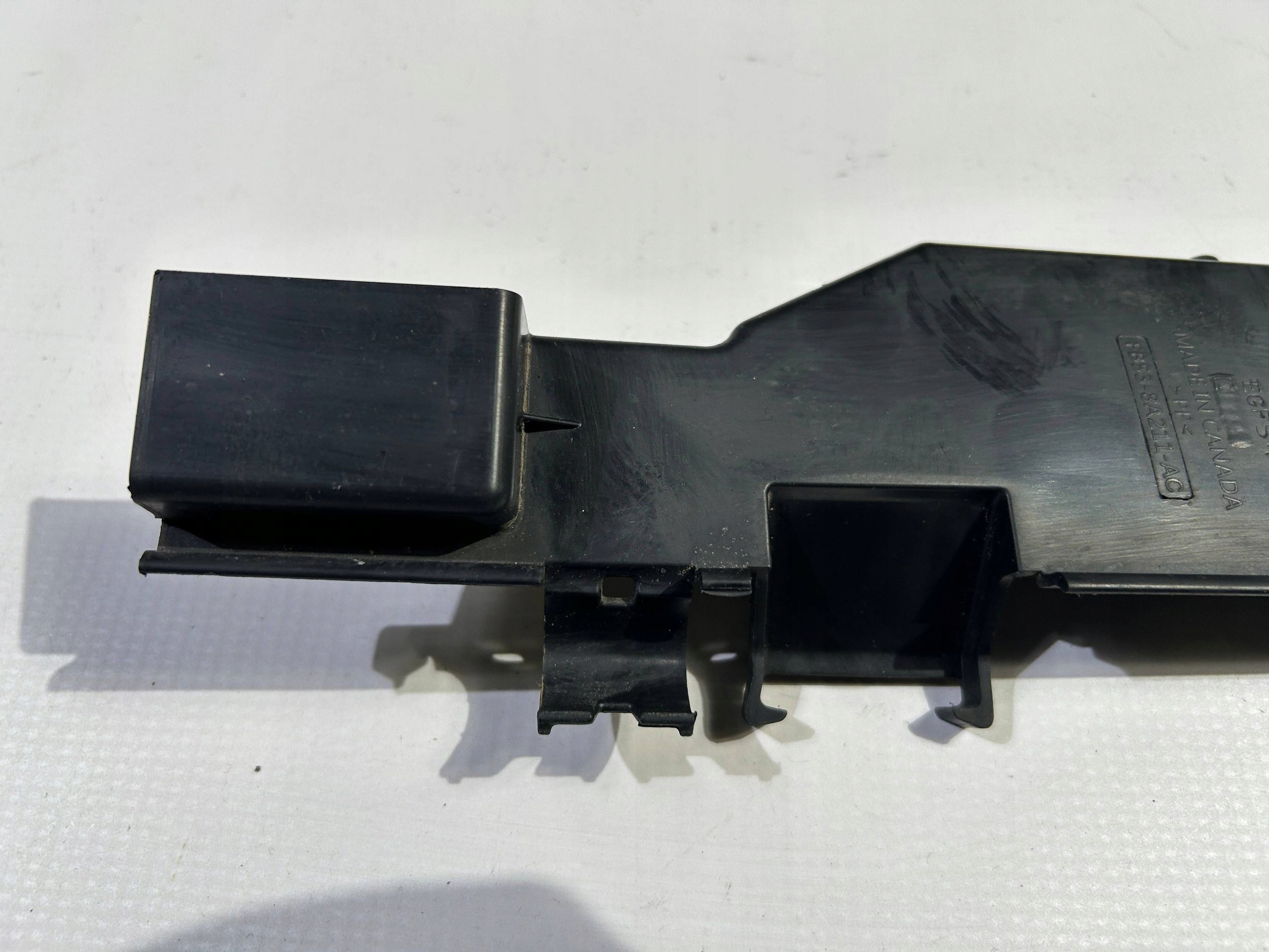 steering wheel, intake drain air right right Ford Explorer V 2011