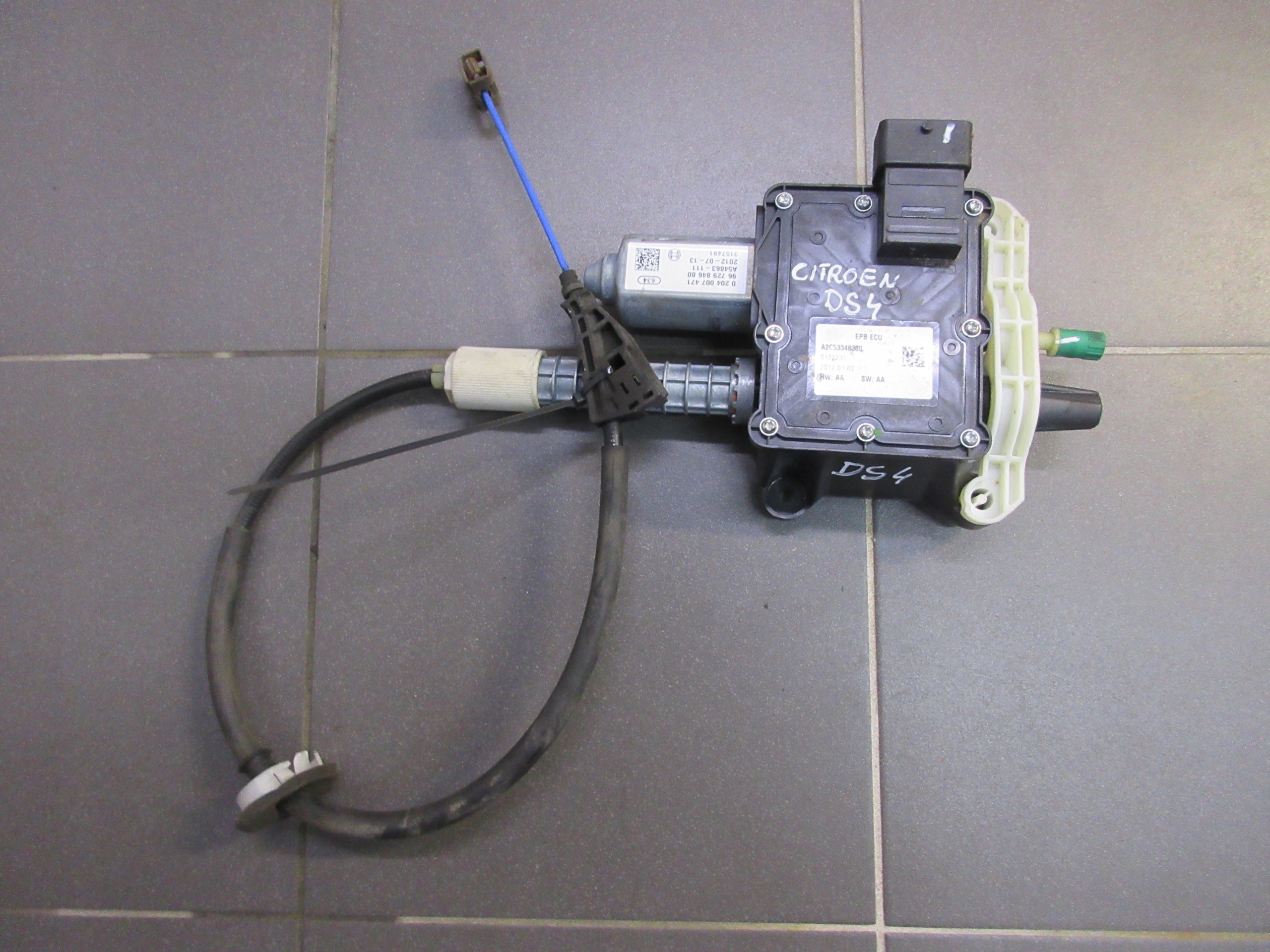 0204007471 - CITROEN DS4 РУЧНЕ ГАЛЬМО 9672984680