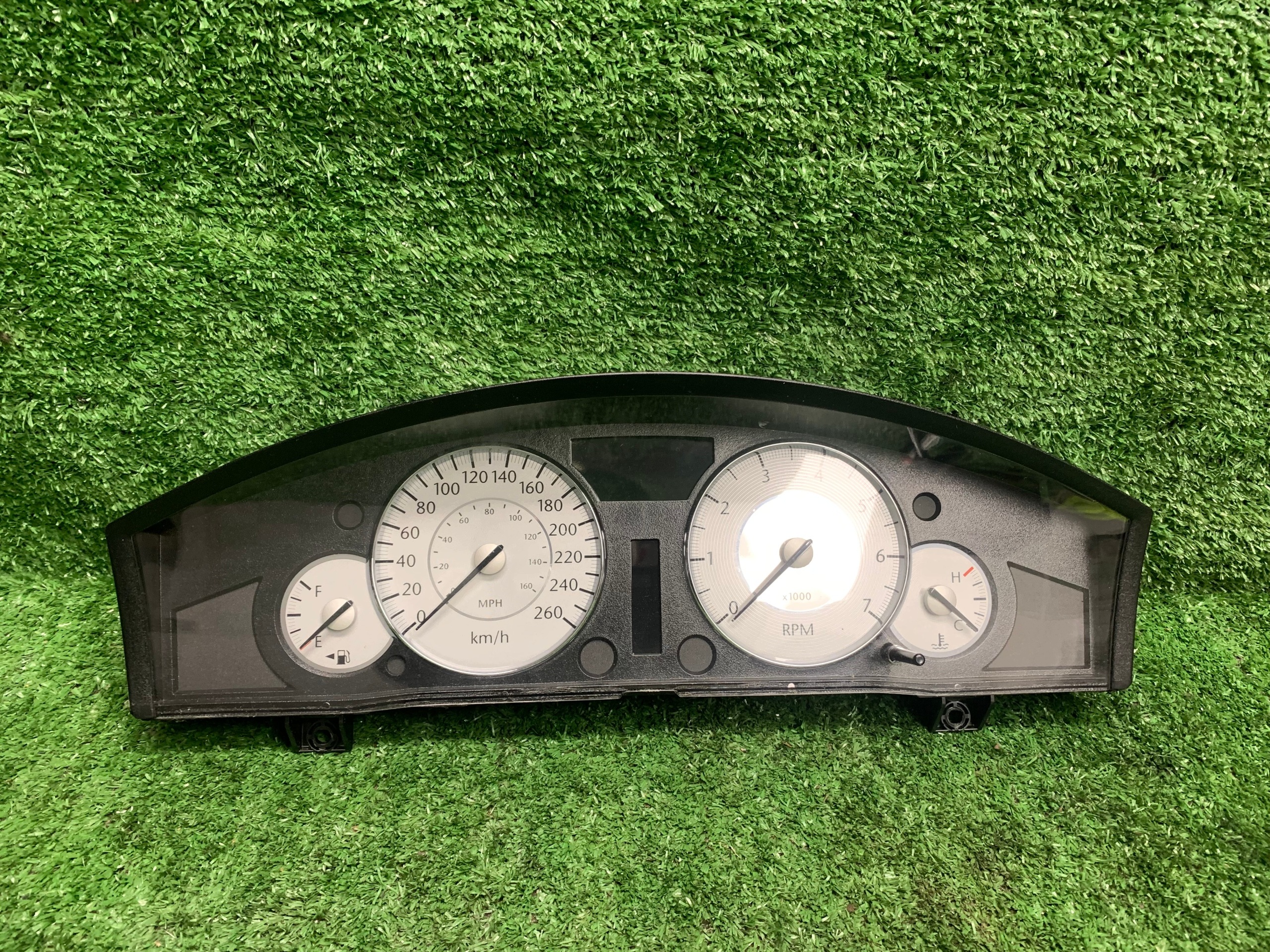 CHRYSLER 300C 05-10r. dials dials MPH A2C53132114
