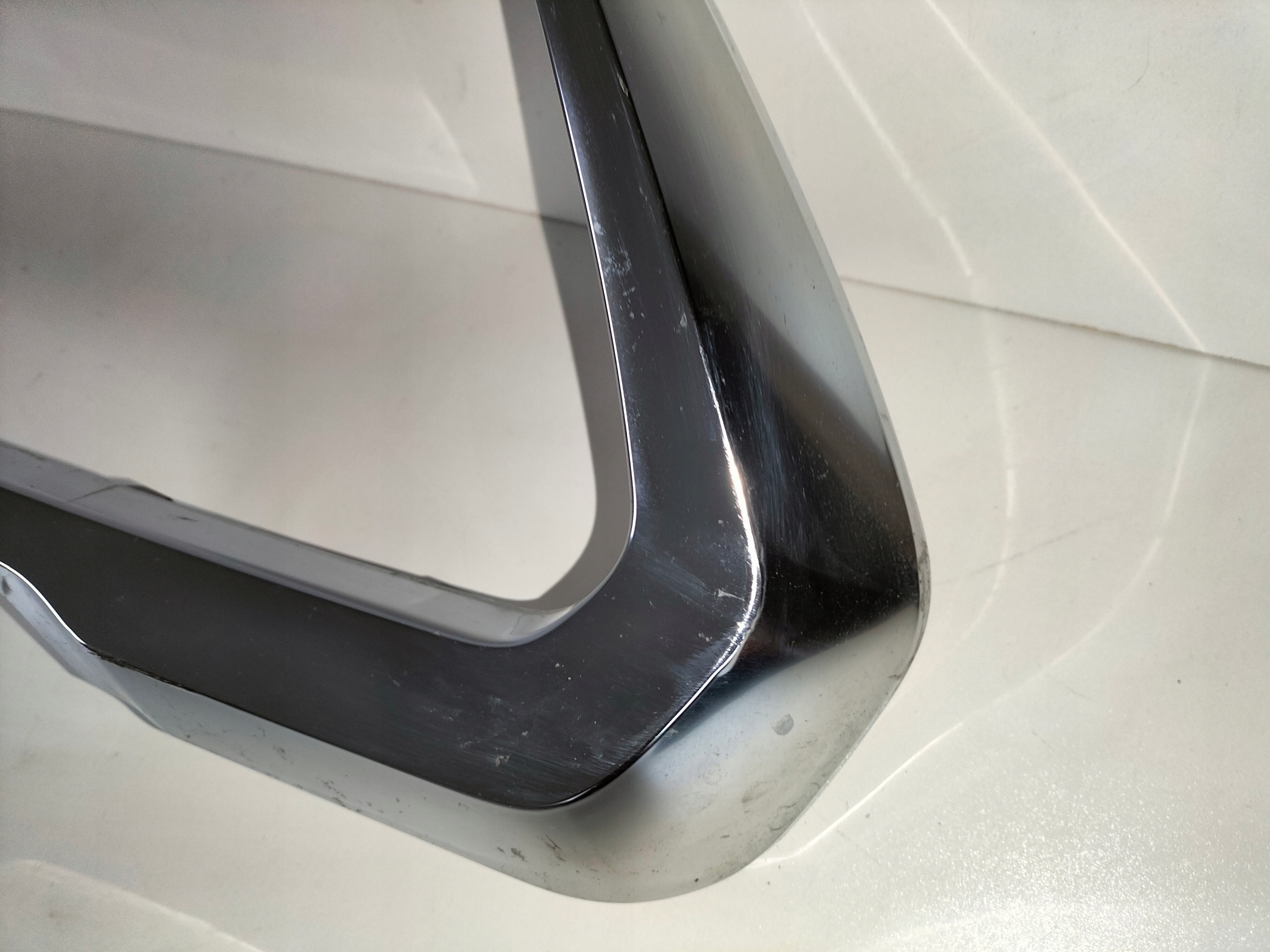 moulding grille chrom LEXUS UX 18