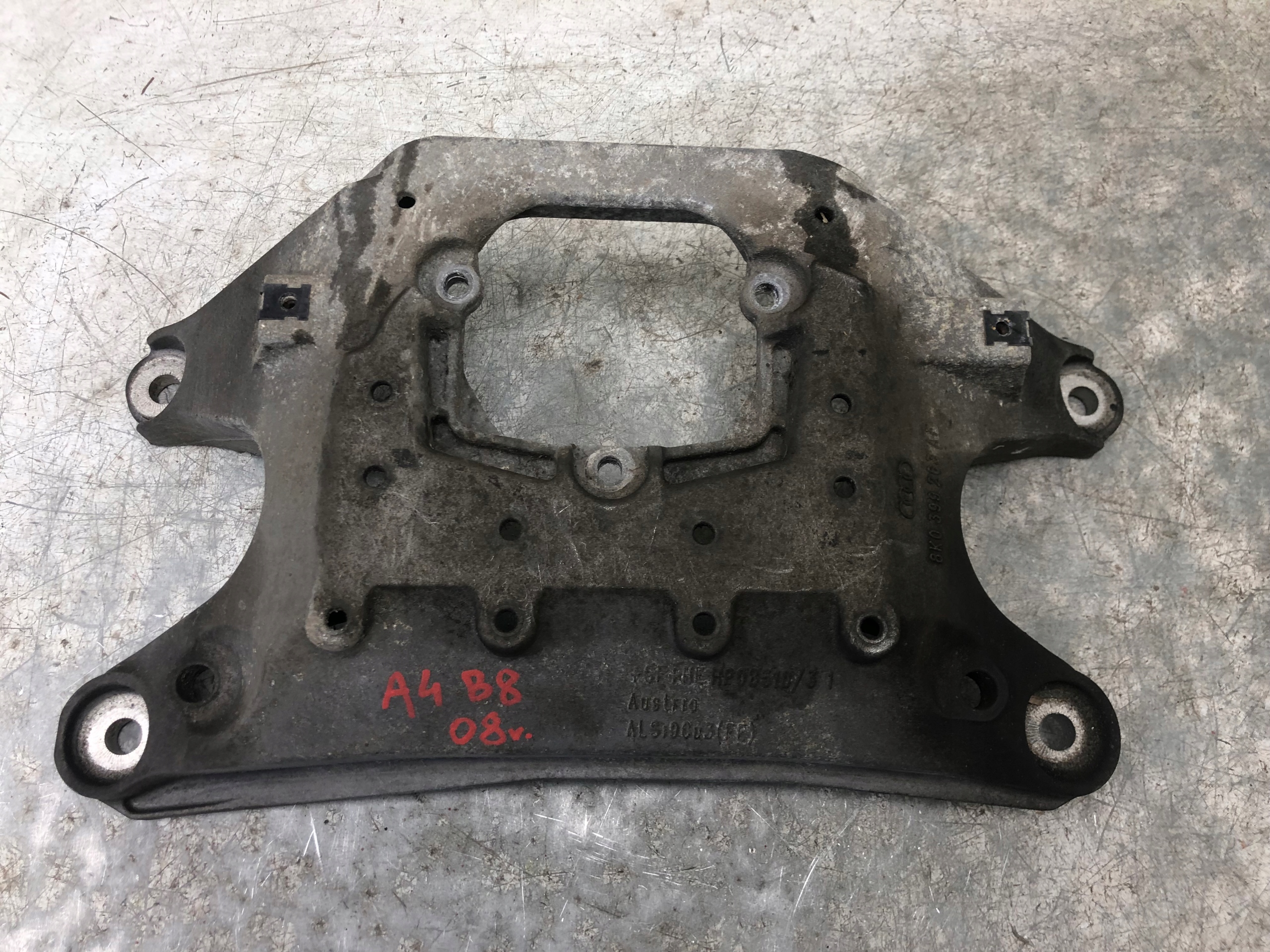 supporto Supporto cambio AUDI A4 B8 8K0399263AF