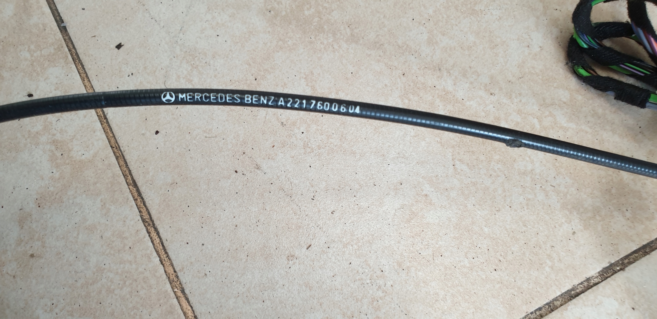 lock left rear rope holder MERCEDES S W221 OE EU