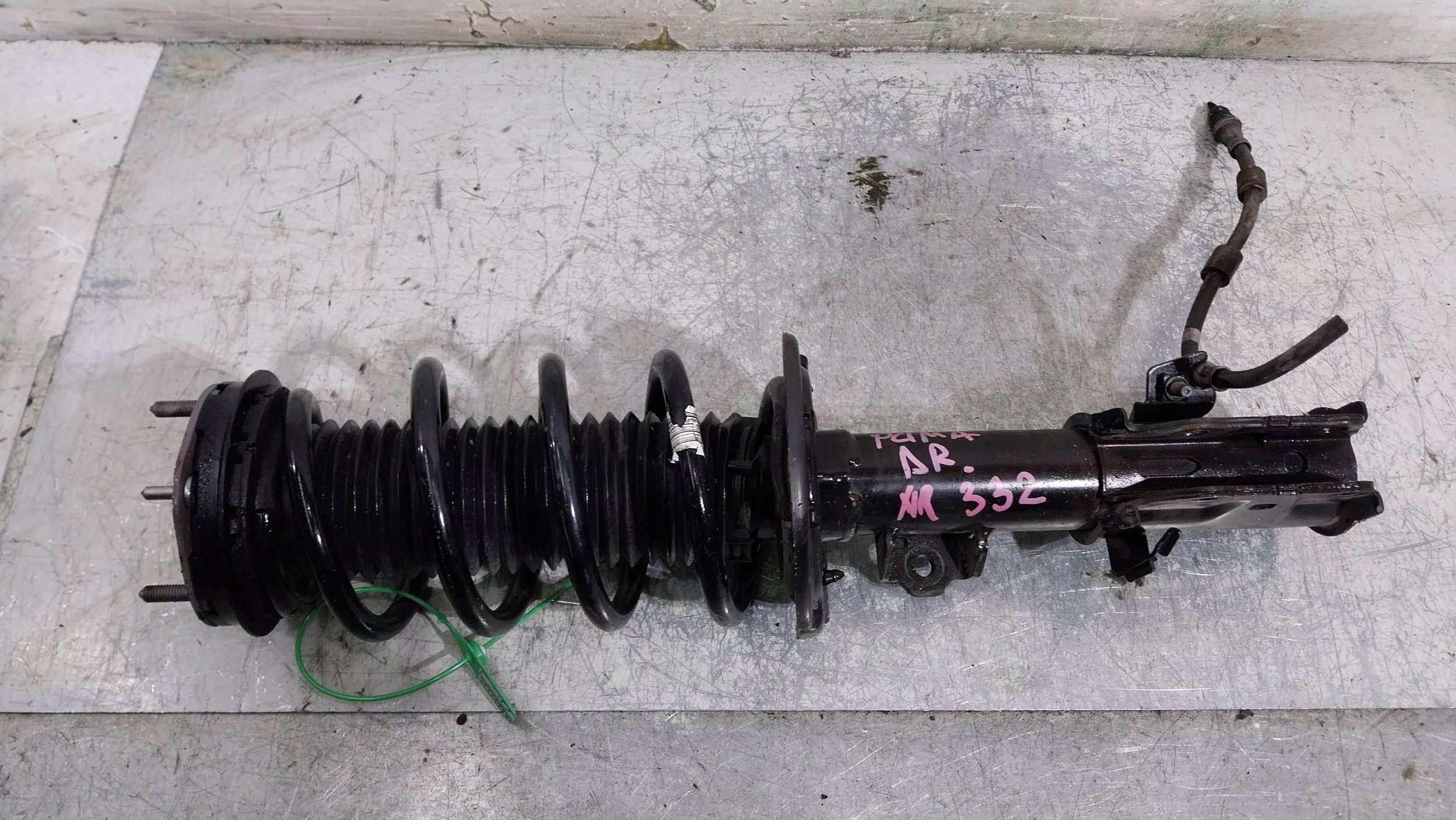 shock absorber right front L1TC-18045-MD FORD PUMA MK2